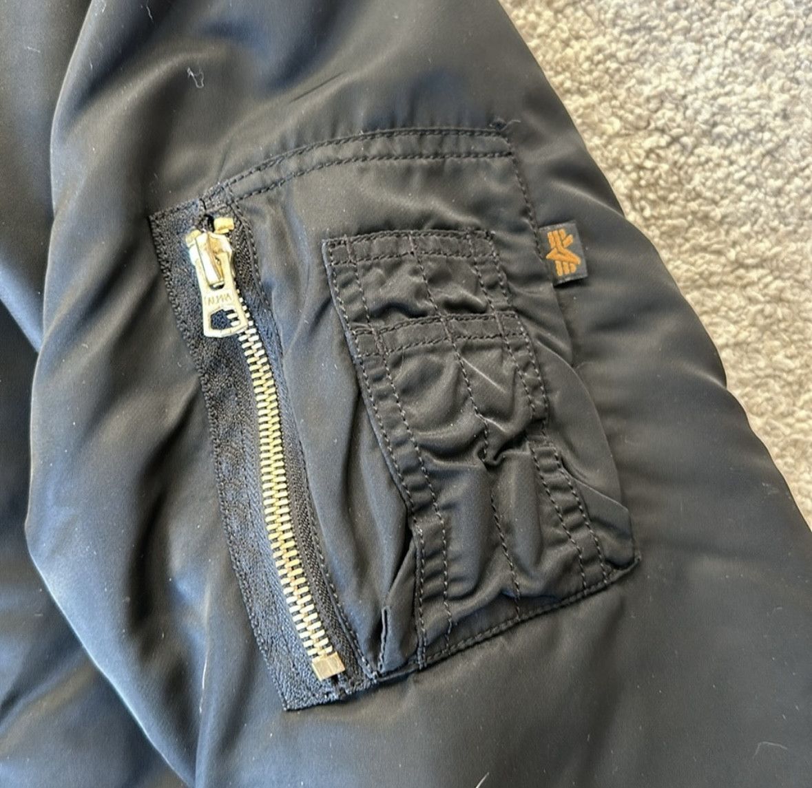 Alpha Industries Alpha Industries MA-1 Bomber Jacket Size US S / EU 44-46 / 1 - 3 Thumbnail