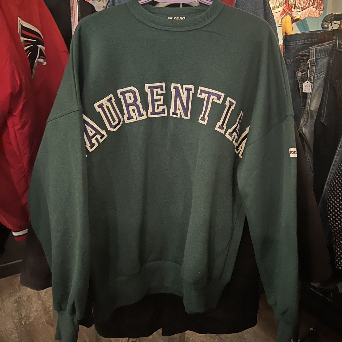 Vintage vintage raven athletic laurentian university crewneck Size US M / EU 48-50 / 2 - 1 Thumbnail