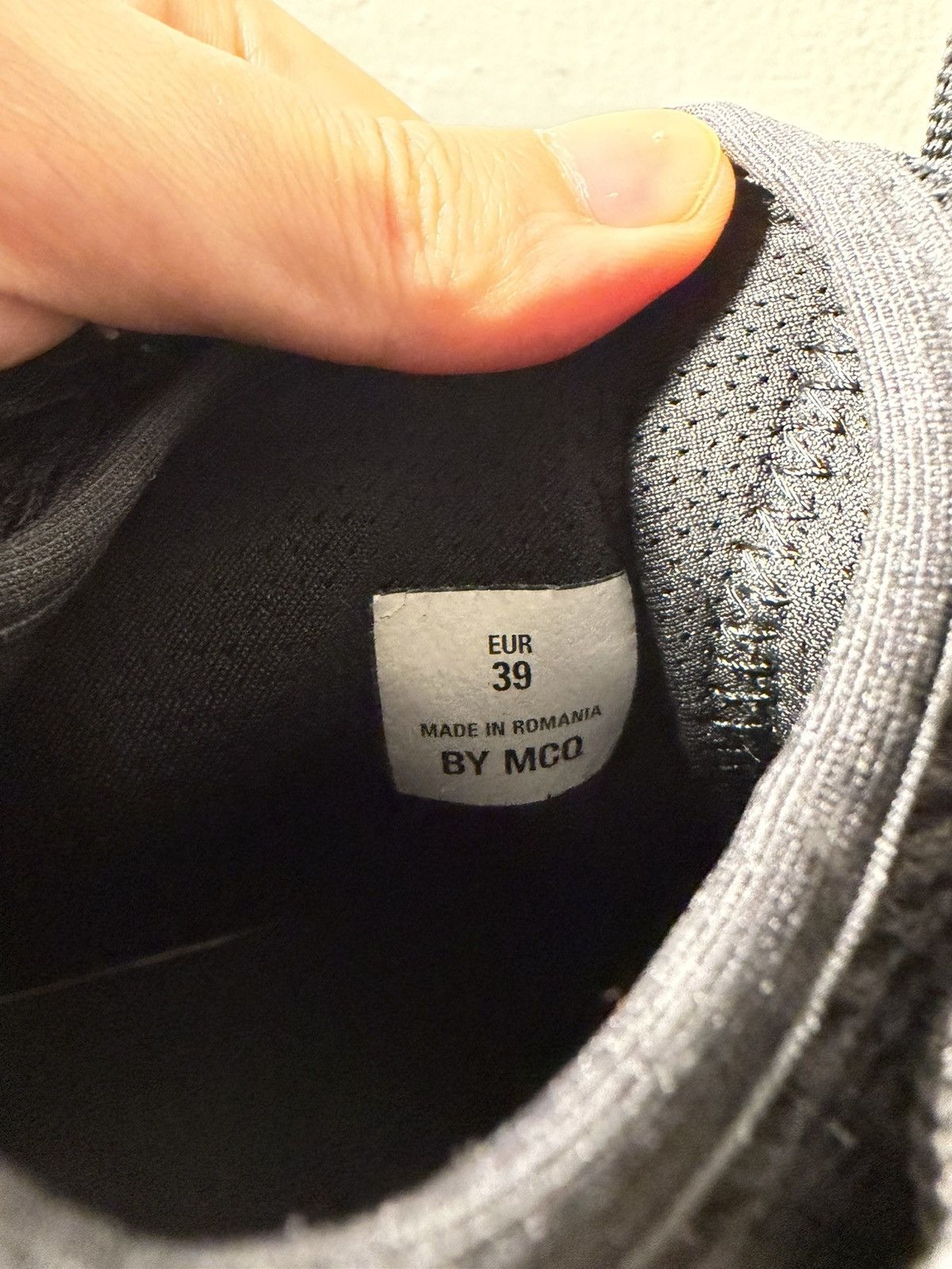 MCQ MCQ Orbyt Descender 2.0 Sneakers Black EU 39 / US W 8.5 Size US 6 / EU 39 - 2 Thumbnail