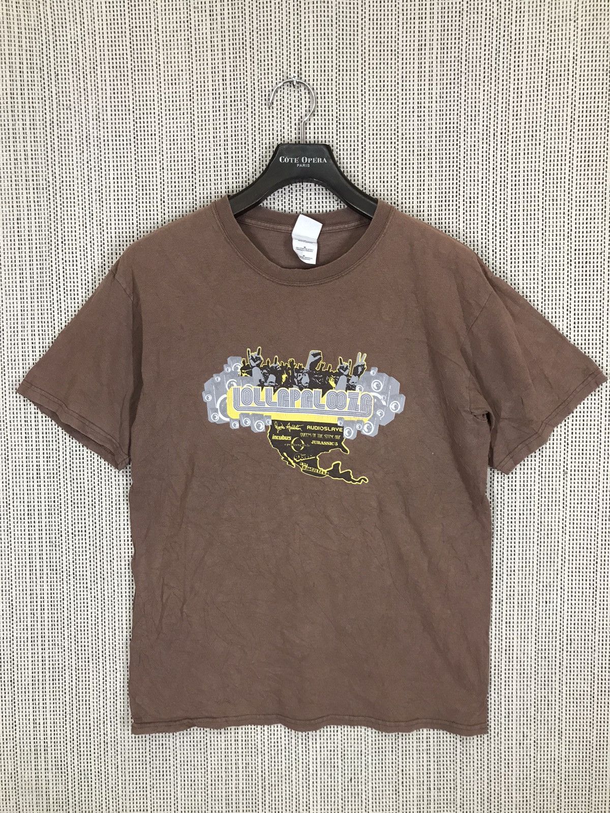 Band Tees 🔥CRAZY VINTAGE Y2K LOLLAPALOOZA TOUR TSHIRT Size US M / EU 48-50 / 2 - 1 Thumbnail