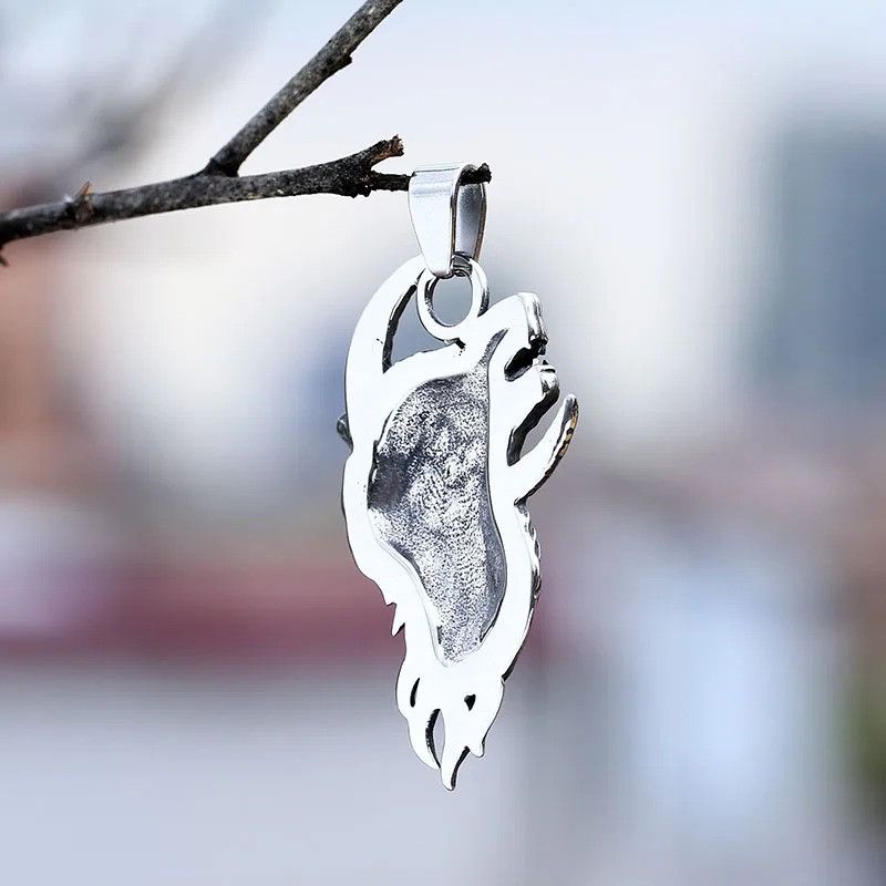 Japanese Brand × Jewelry Moon And Wolf Pendant Necklace 2025 Size ONE SIZE - 3 Thumbnail