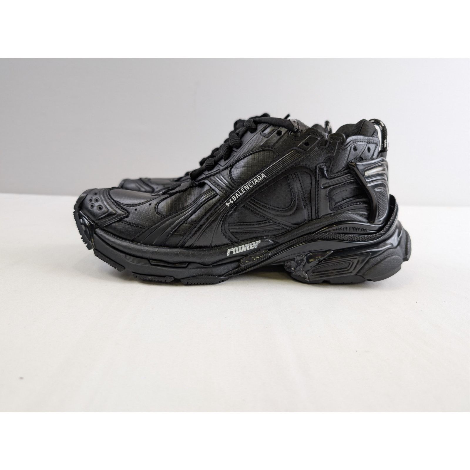 Balenciaga × Under Armour o1rshd1 Runner Ripstop Shoe Sneakers in Black 41 Size US 8 / EU 41 - 11 Thumbnail