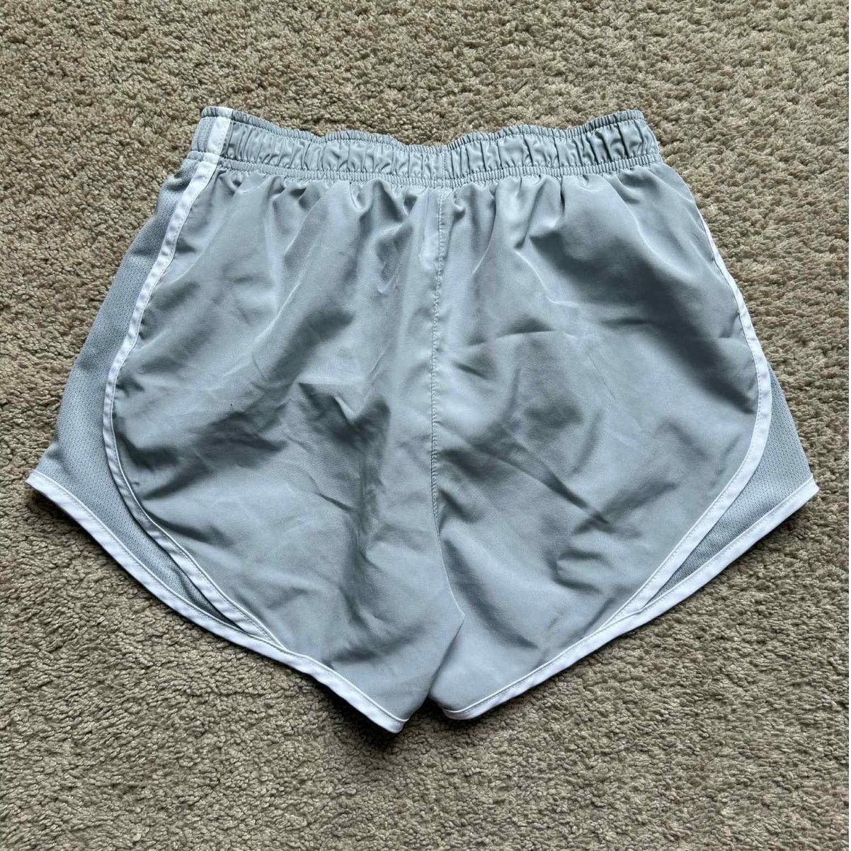 Nike Nike Dri-FIT Tempo Running Short Gray Women's Size XS Size 23" - 2 Thumbnail