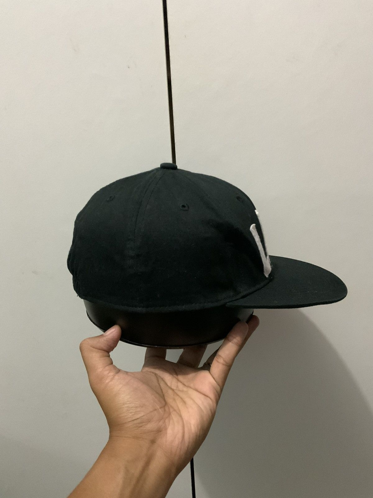 Japanese Brand Like Big Spell Out Black Fitted Hat Size ONE SIZE - 5 Thumbnail