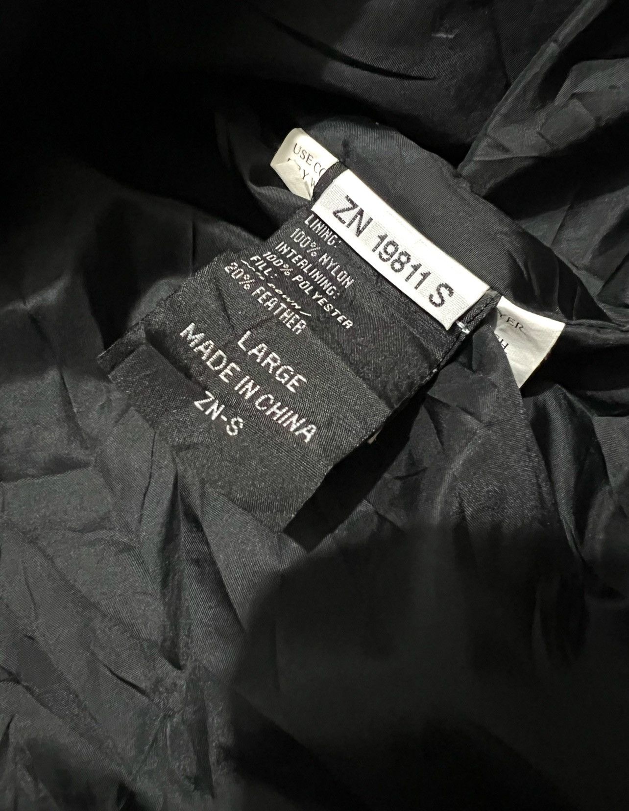 Helly Hansen Vintage Helly Hansen Puffer Vest Winter Gorpcore Hype 90s Size US L / EU 52-54 / 3 - 5 Thumbnail