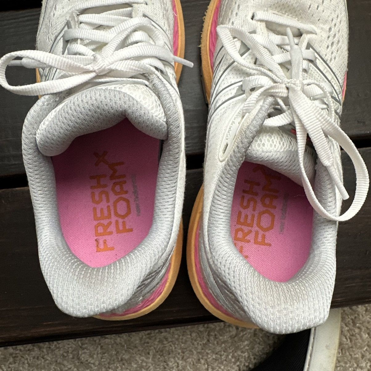 New Balance New Balance - 860v12 Running Shoes-White/Pink/Orange- Sz 7.5 Size US 7.5 / IT 37.5 - 10 Thumbnail