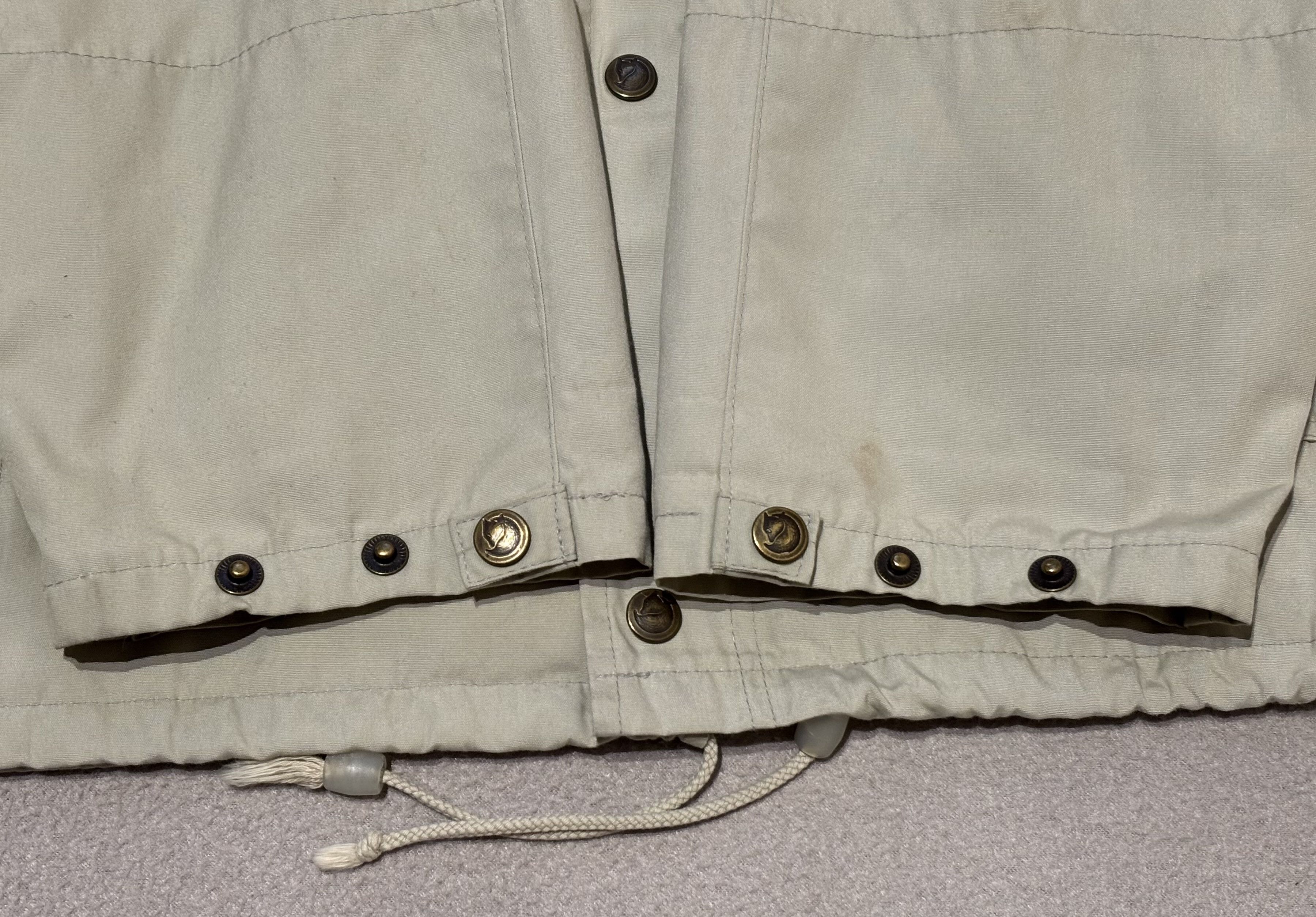 Fjallraven Fjallraven jacket vintage size. 54 Size US L / EU 52-54 / 3 - 7 Thumbnail