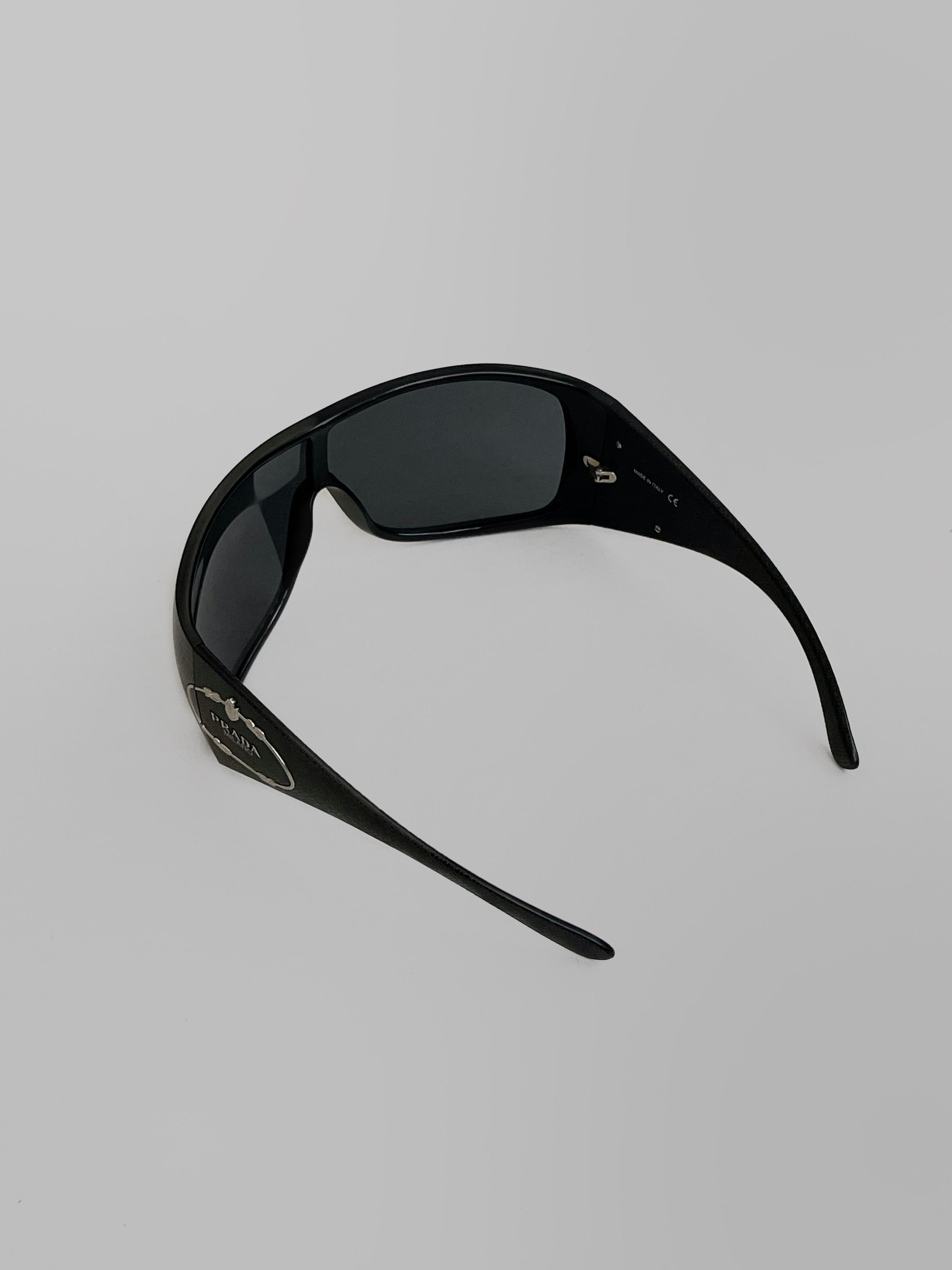 Prada Archive Prada Black Sunglasses Musk 2000s Size ONE SIZE - 4 Thumbnail