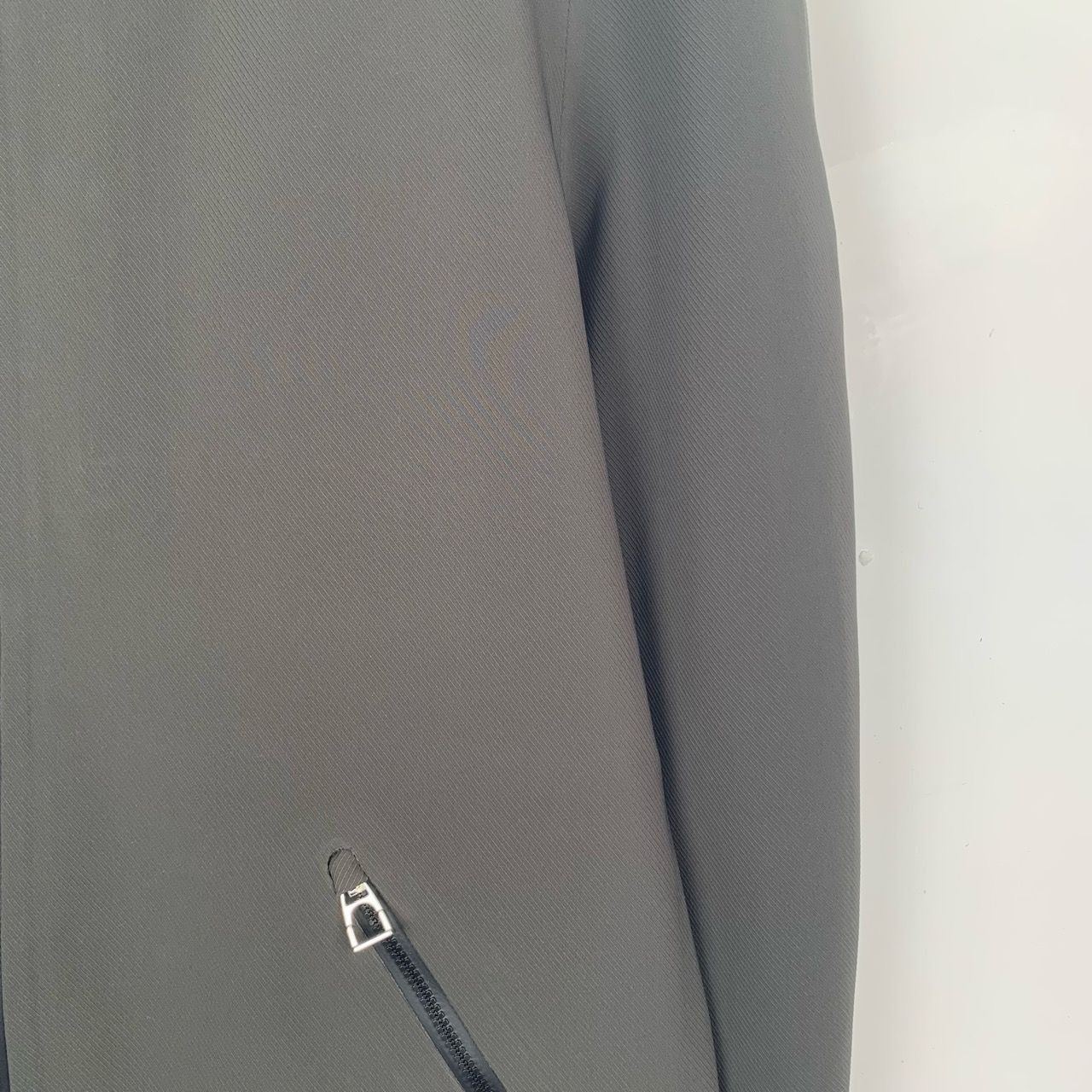 Hermes [Hermès] Hooded Zip-Up Sage Green Windbreaker S Size US S / EU 44-46 / 1 - 5 Thumbnail