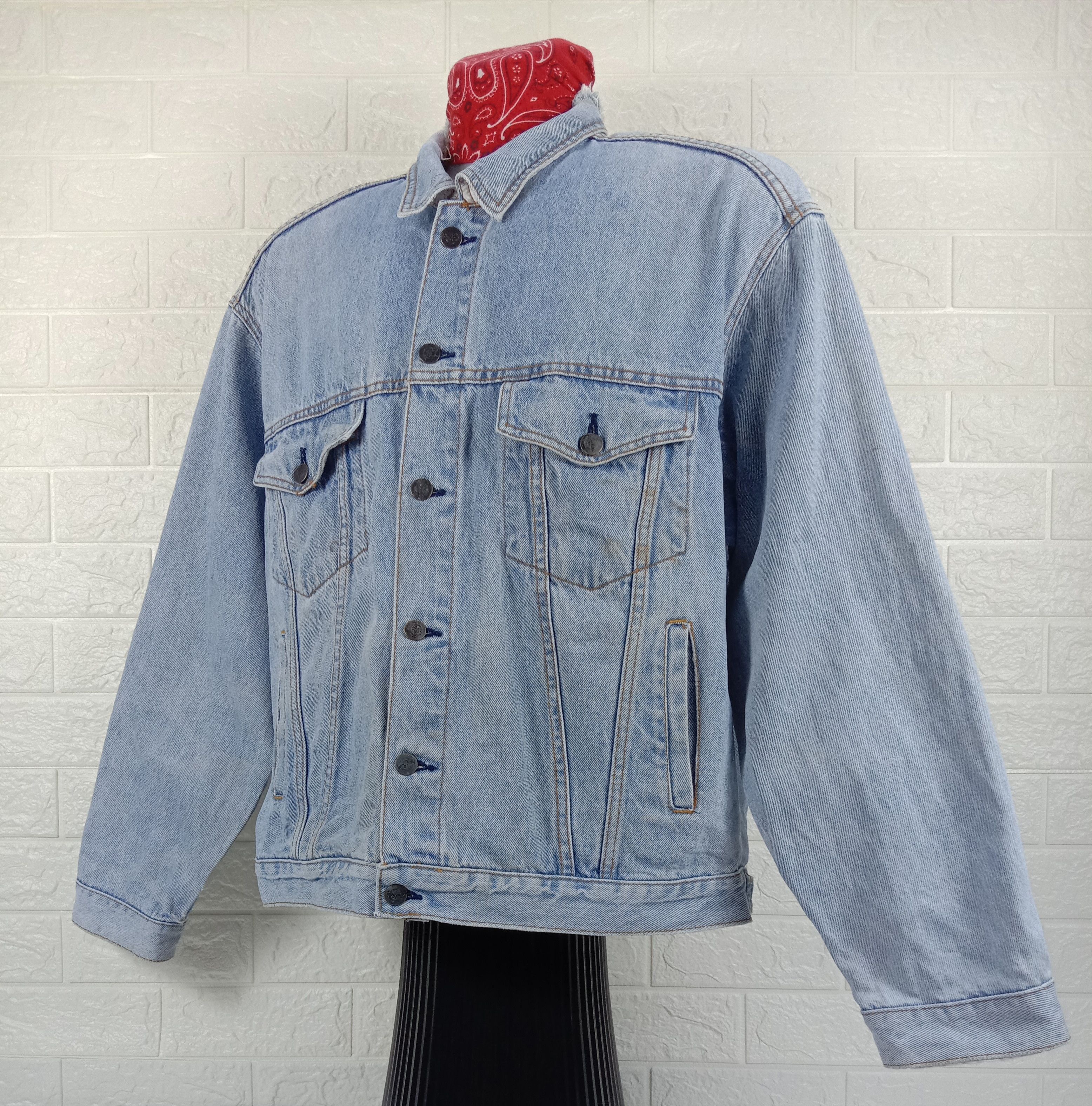 Hard Rock Cafe Vintage Hard Rock Cafe Los Angeles Distressed Denim Jacket Size US L / EU 52-54 / 3 - 4 Thumbnail