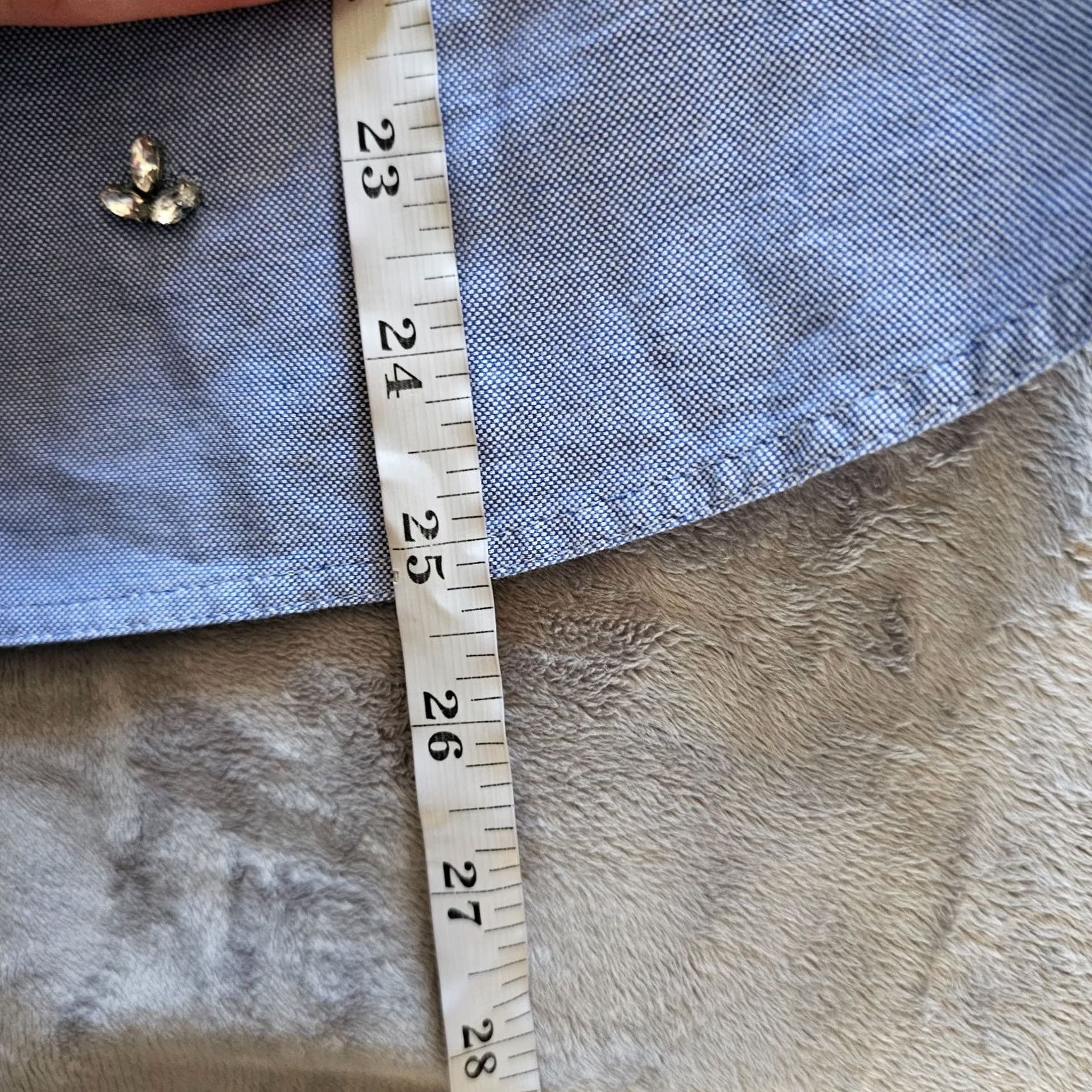 Talbots Talbots Blouse Shirt Womens 10 Blue Rhinestones Button Long Sleeve Classic Career Mens? Size L / US 10 / IT 46 - 7 Thumbnail