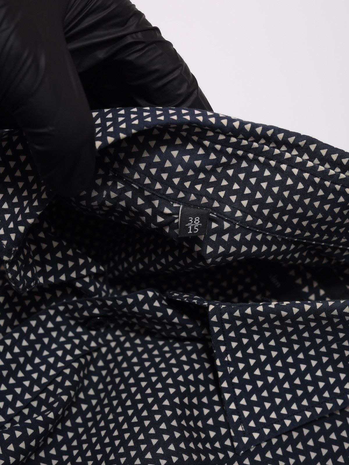 Gucci Gucci Triangle Pattern Printed Long Sleeve Shirt Cotton Size US S / EU 44-46 / 1 - 10 Thumbnail