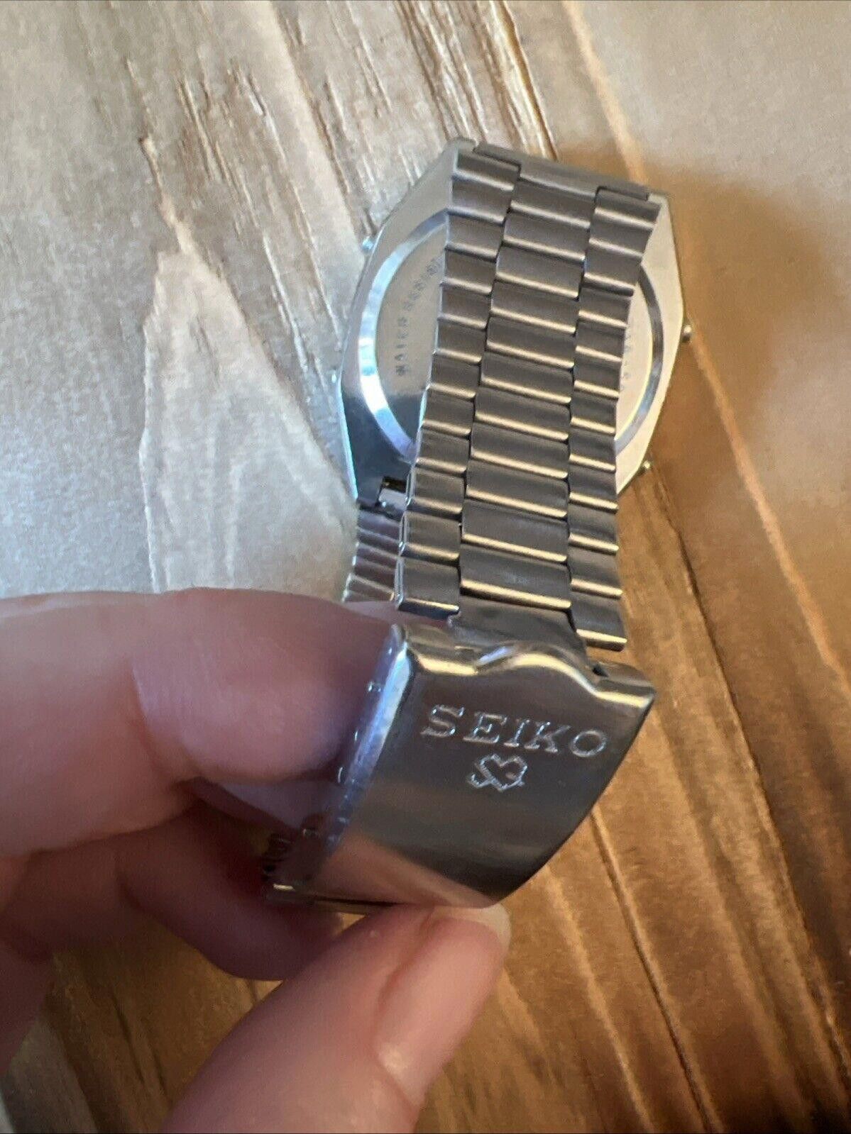 Seiko SEIKO ALARM CHRONOGRAPH WATCH A914 5020 WORKING SPLIT RESET Size ONE SIZE - 8 Thumbnail