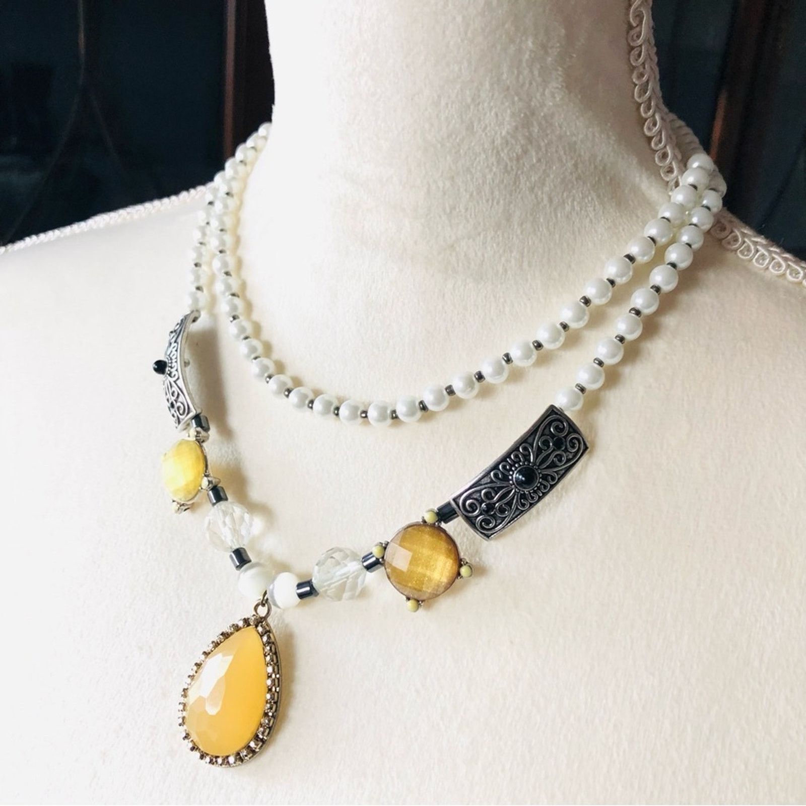 Handcrafted beaded Pearl genuine yellow dravite necklac