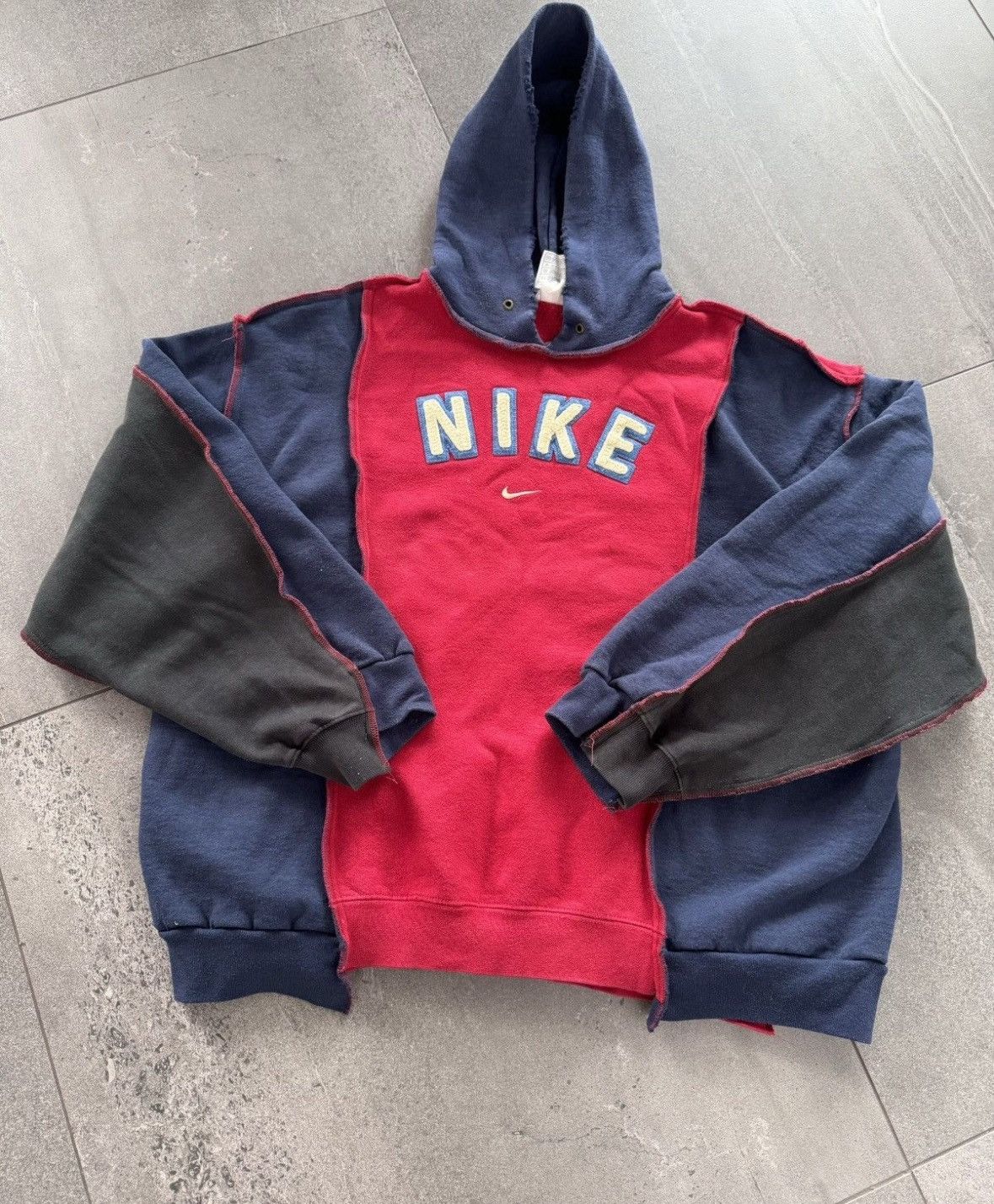 Nike Rare 90s reworked custom Nike big logo hoodie y2k Size US M / EU 48-50 / 2 - 5 Thumbnail