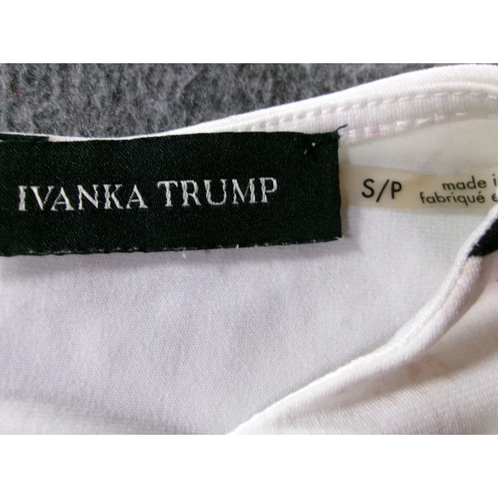 Layer 8 Ivanka Trump Top Women Sleeveless Floral White Black Pink Keyhole Base Layer Capsule Shirt S White Floral Pattern Mens? Wait. Size S / US 4 / IT 40 - 7 Thumbnail
