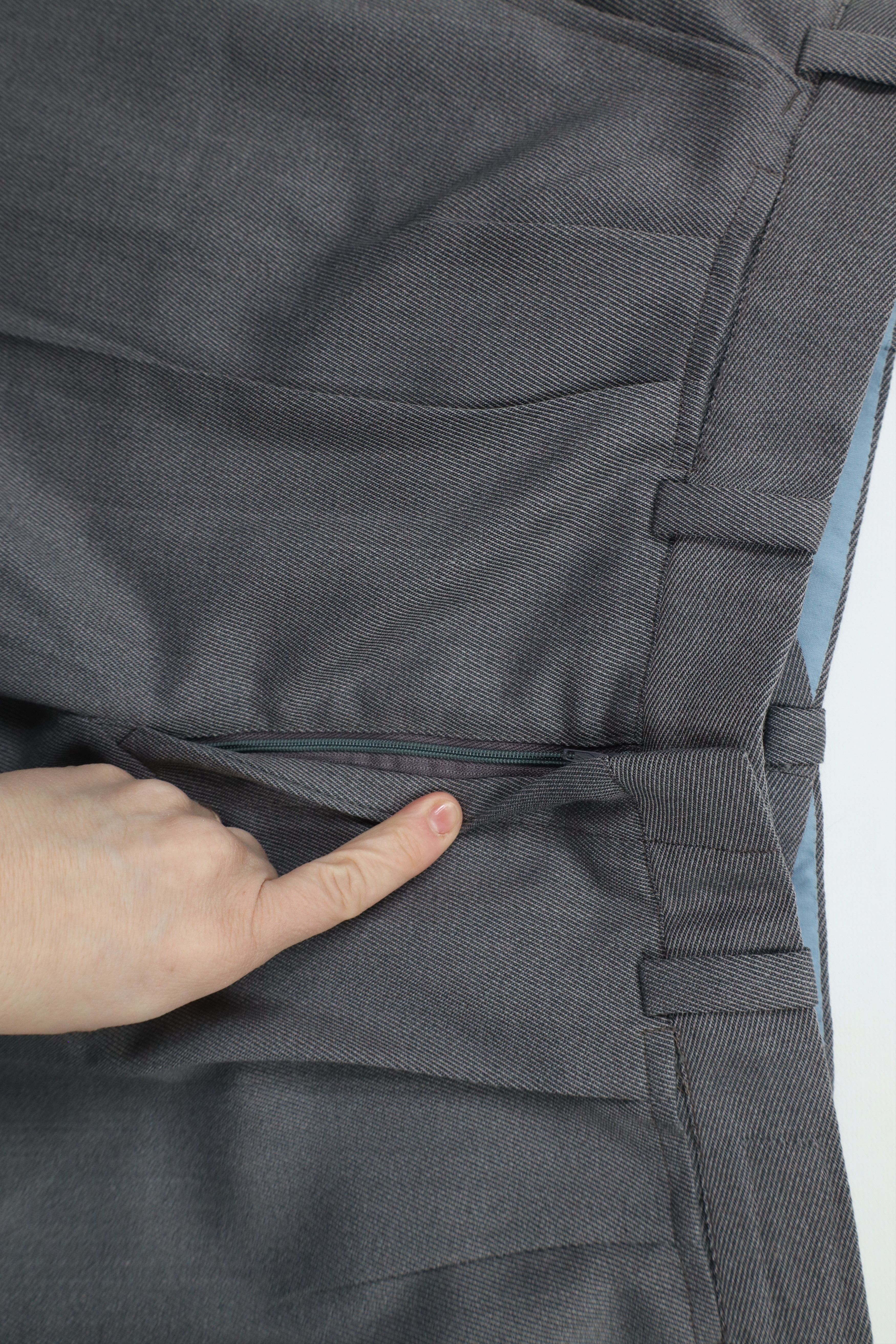 Vintage Vintage 70s Streetwear Ribbed Wide Leg Chino Pants Gray Size US 34 / EU 50 - 6 Thumbnail