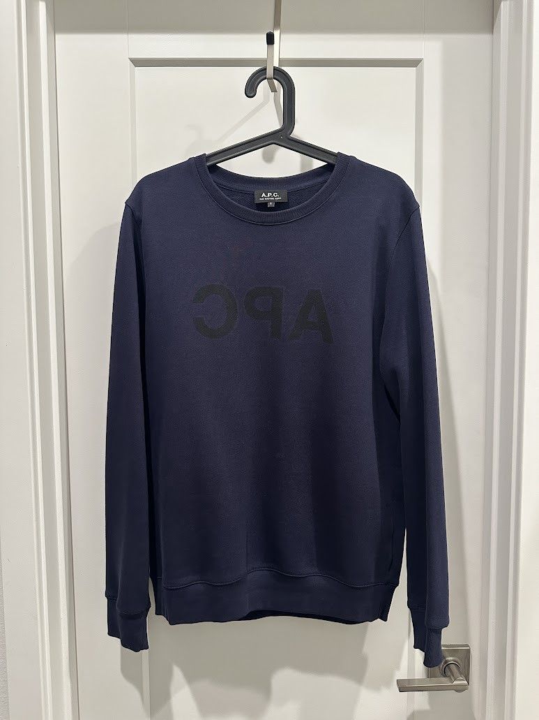 A.P.C. A.P.C. Navy Blue Reverse Mirror Logo Sweatshirt Size US S / EU 44-46 / 1 - 1 Thumbnail