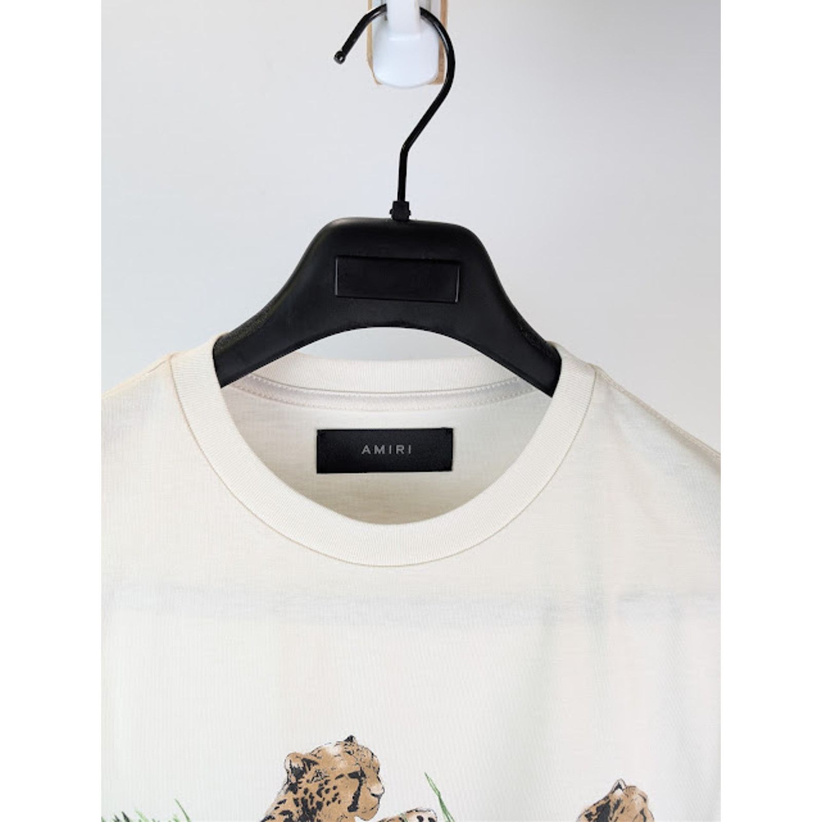 Amiri o1rshd1 Q:2 / Cheetah Logo T-shirt in Alabaster Size US L / EU 52-54 / 3 - 10 Thumbnail