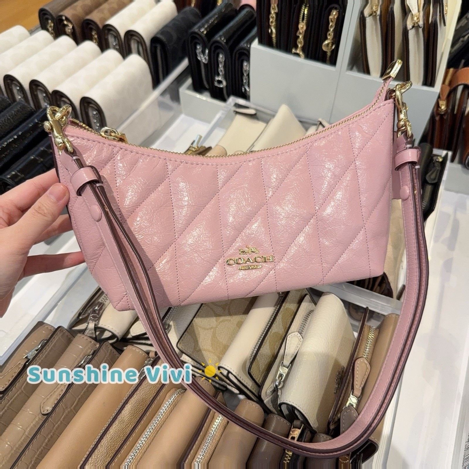 Coach NWT Coach Caitlin Shoulder Bag Quilting CDZ88 CARNATION Size ONE SIZE - 1 Thumbnail