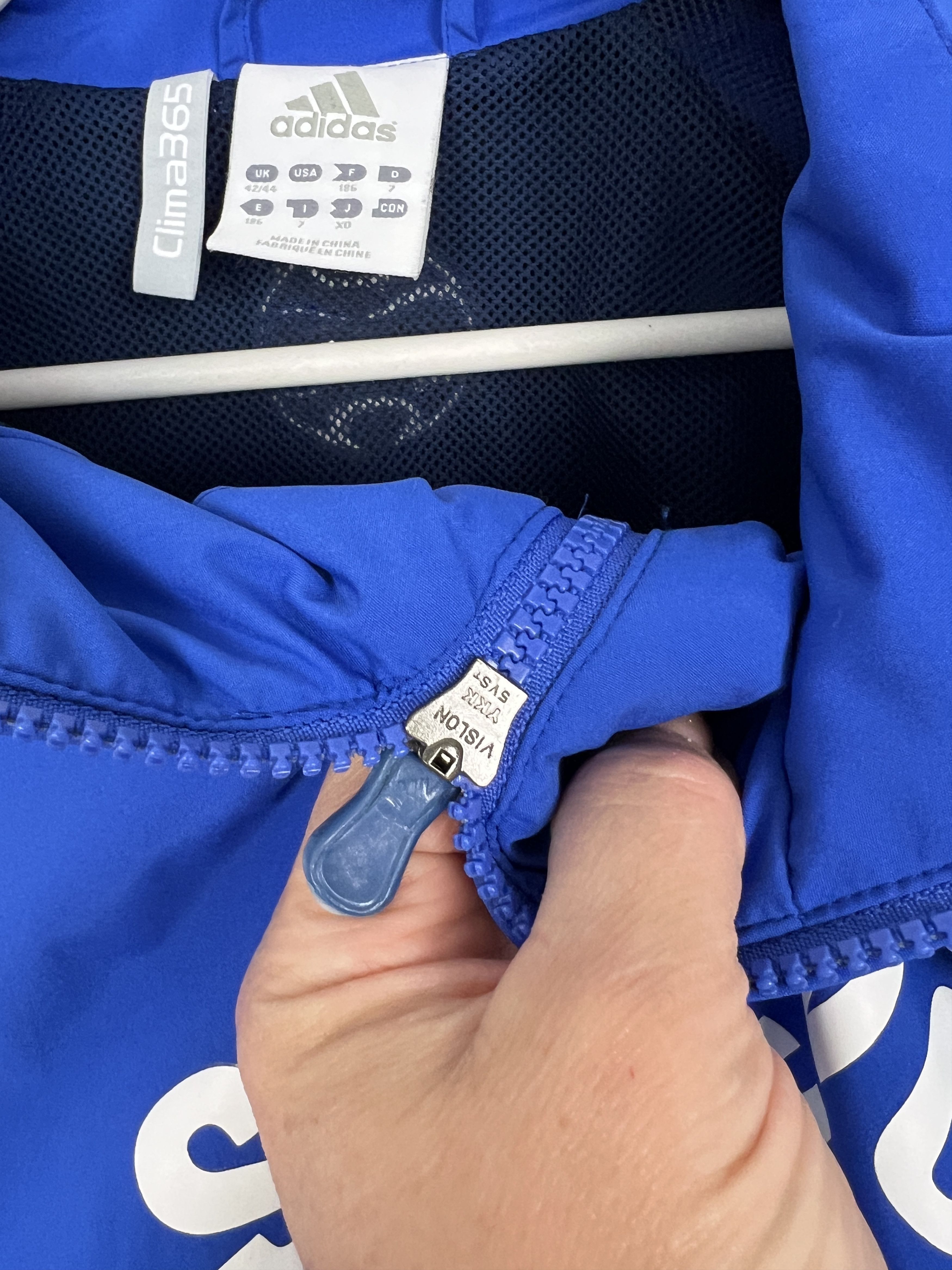 Adidas Vintage Adidas Chelsea Football Train Sweatshirt Soccer Size US L / EU 52-54 / 3 - 5 Thumbnail