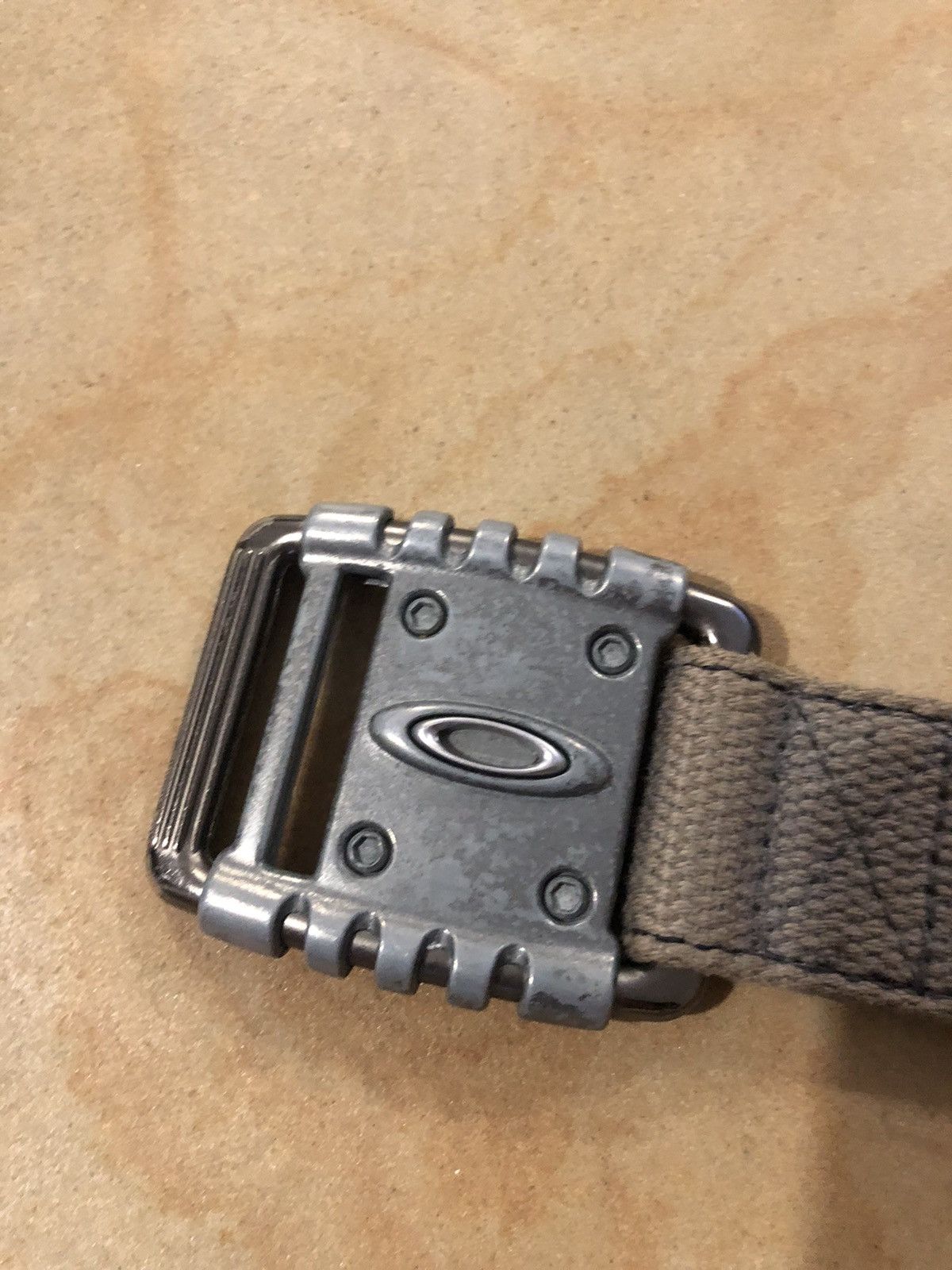 Japanese Brand × Oakley VINTAGE OAKLEY TACTICAL BELT Size ONE SIZE - 2 Thumbnail