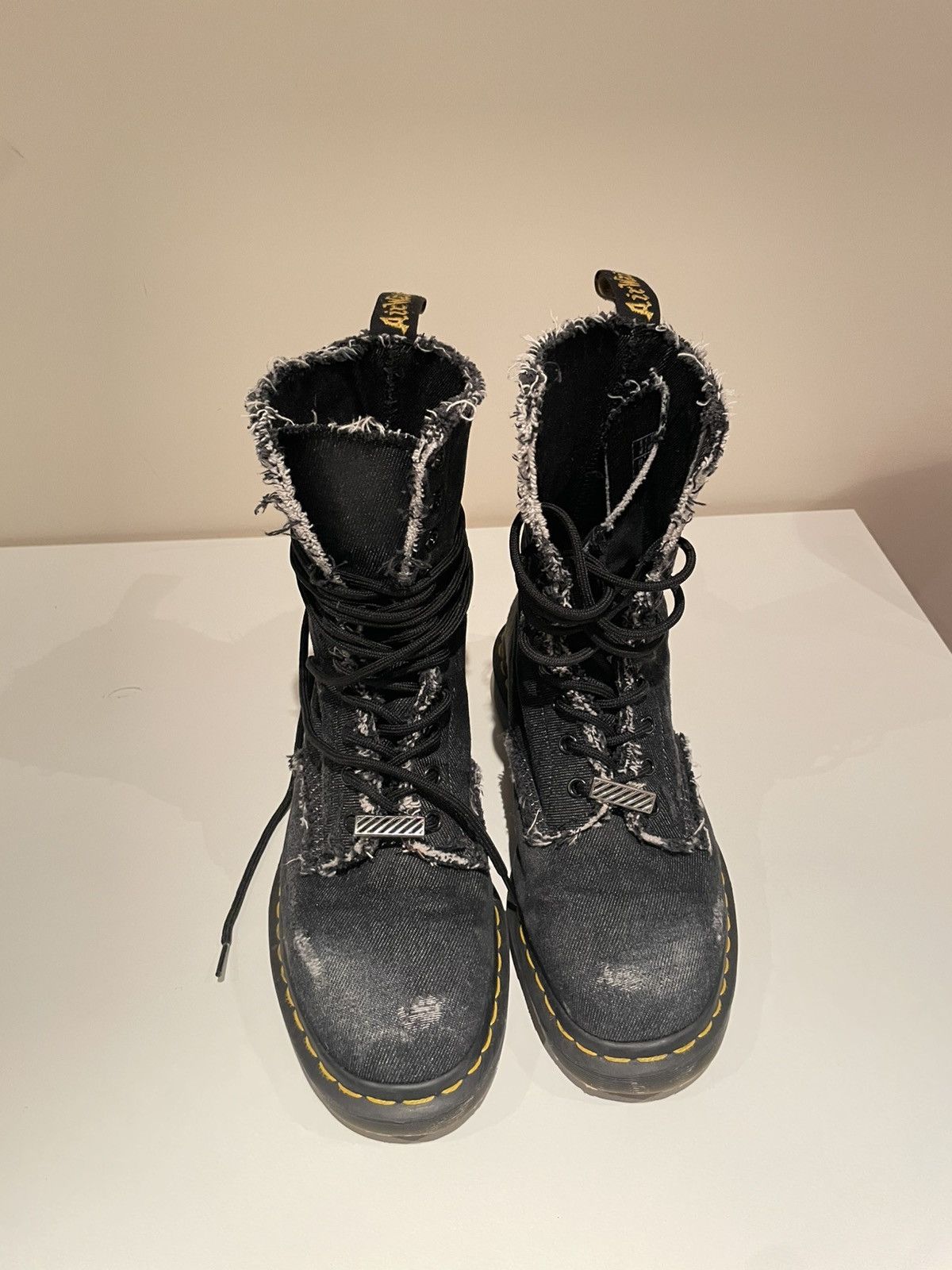 Dr. Martens Dr Martens x Off-White Bleached denim boots Blk Size US 9 / EU 42 - 14 Thumbnail