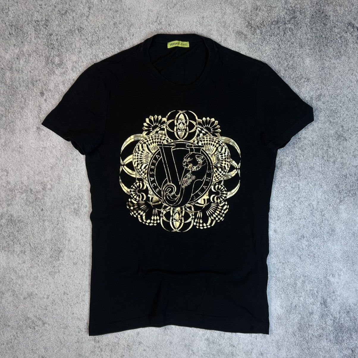 Versace Luxury Versace Jeans T-shirt Big Logo Gold Rare Size US M / EU 48-50 / 2 - 3 Thumbnail