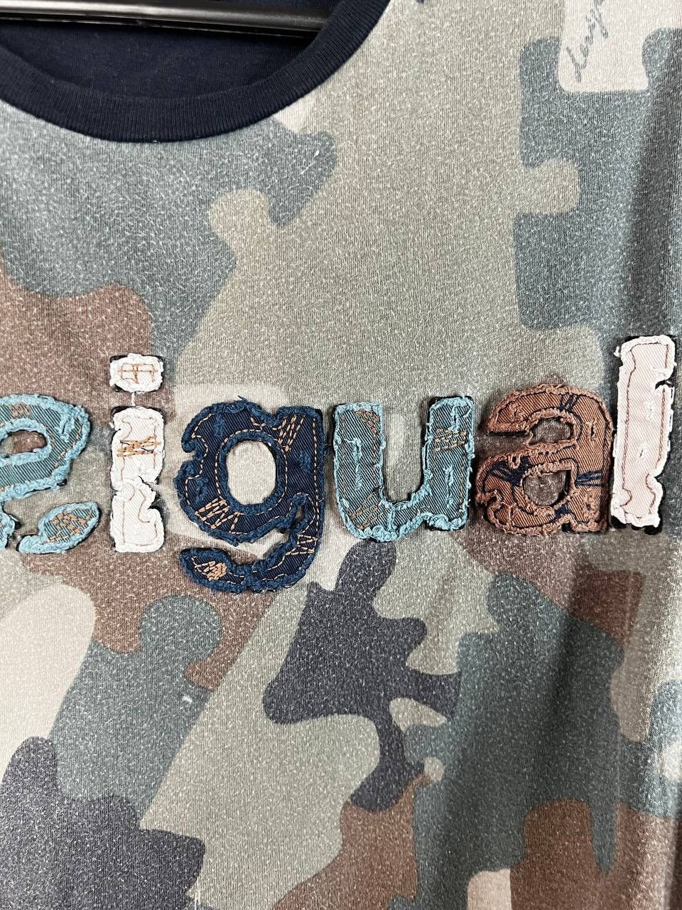 Desigual Desigual luxury t-shirts size L Size US L / EU 52-54 / 3 - 2 Thumbnail