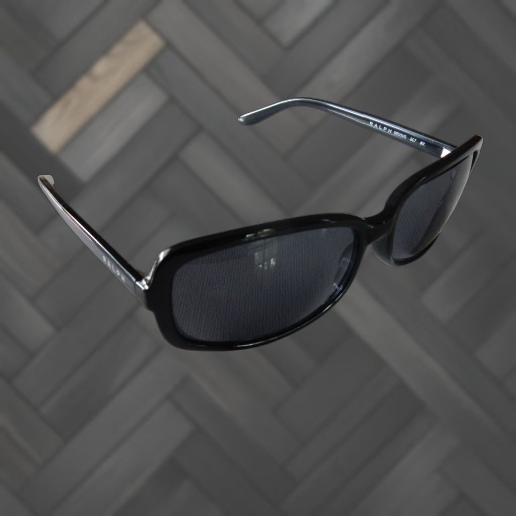 Ralph Lauren VINTAGE Ralph Lauren Sunglasses Women Black 58mm 130mm UV Protect 80s Size ONE SIZE - 1 Thumbnail