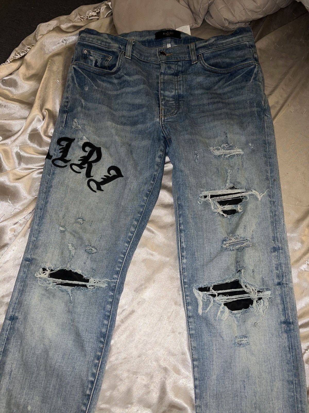 Amiri Amiri Old English Leather Logo Clay Indigo Denim Jeans Size US 34 / EU 50 - 2 Thumbnail