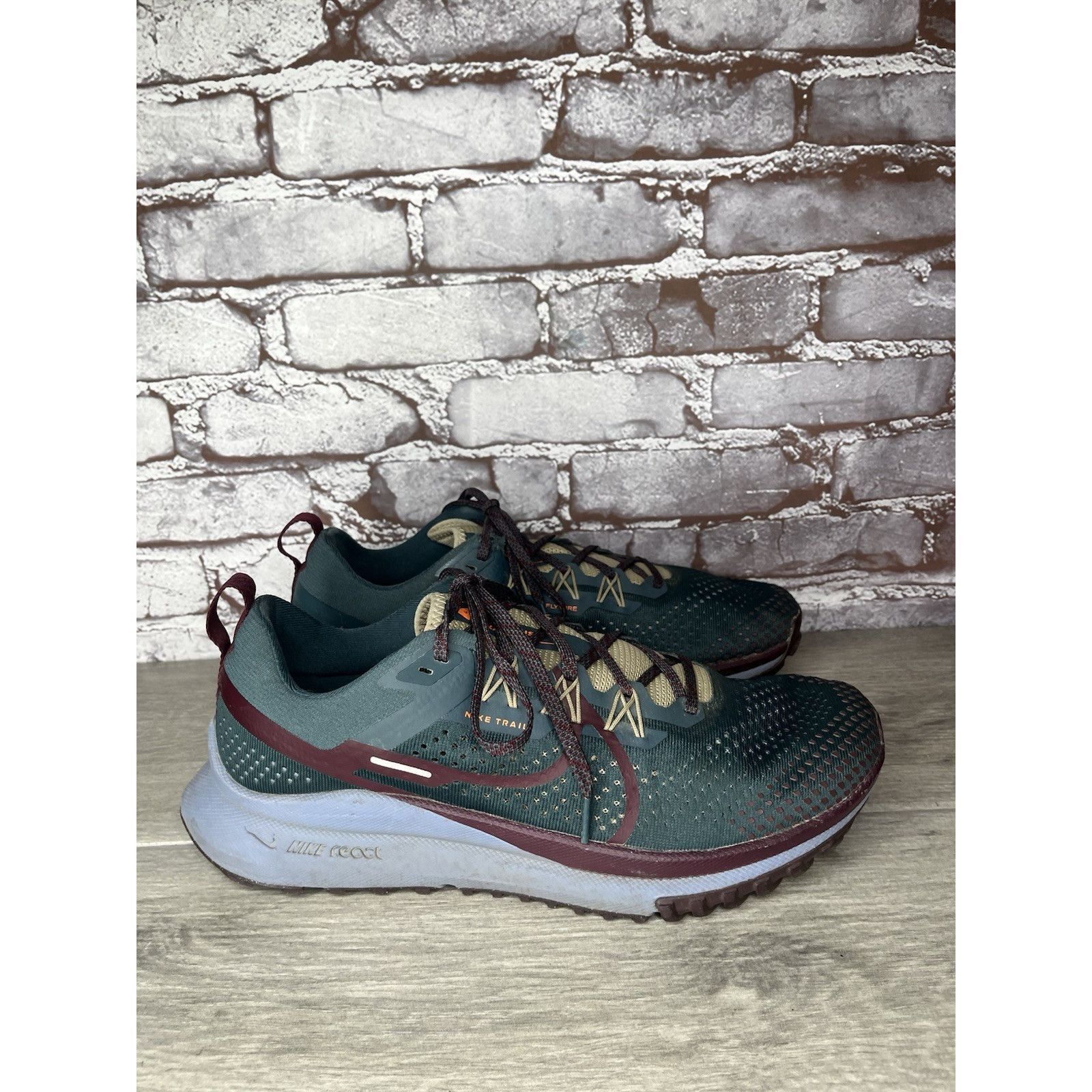 Nike NIKE React Pegasus Trail 4 Deep Jungle Night Maroon DJ6158-3 Size US 11 / EU 44 - 19 Thumbnail