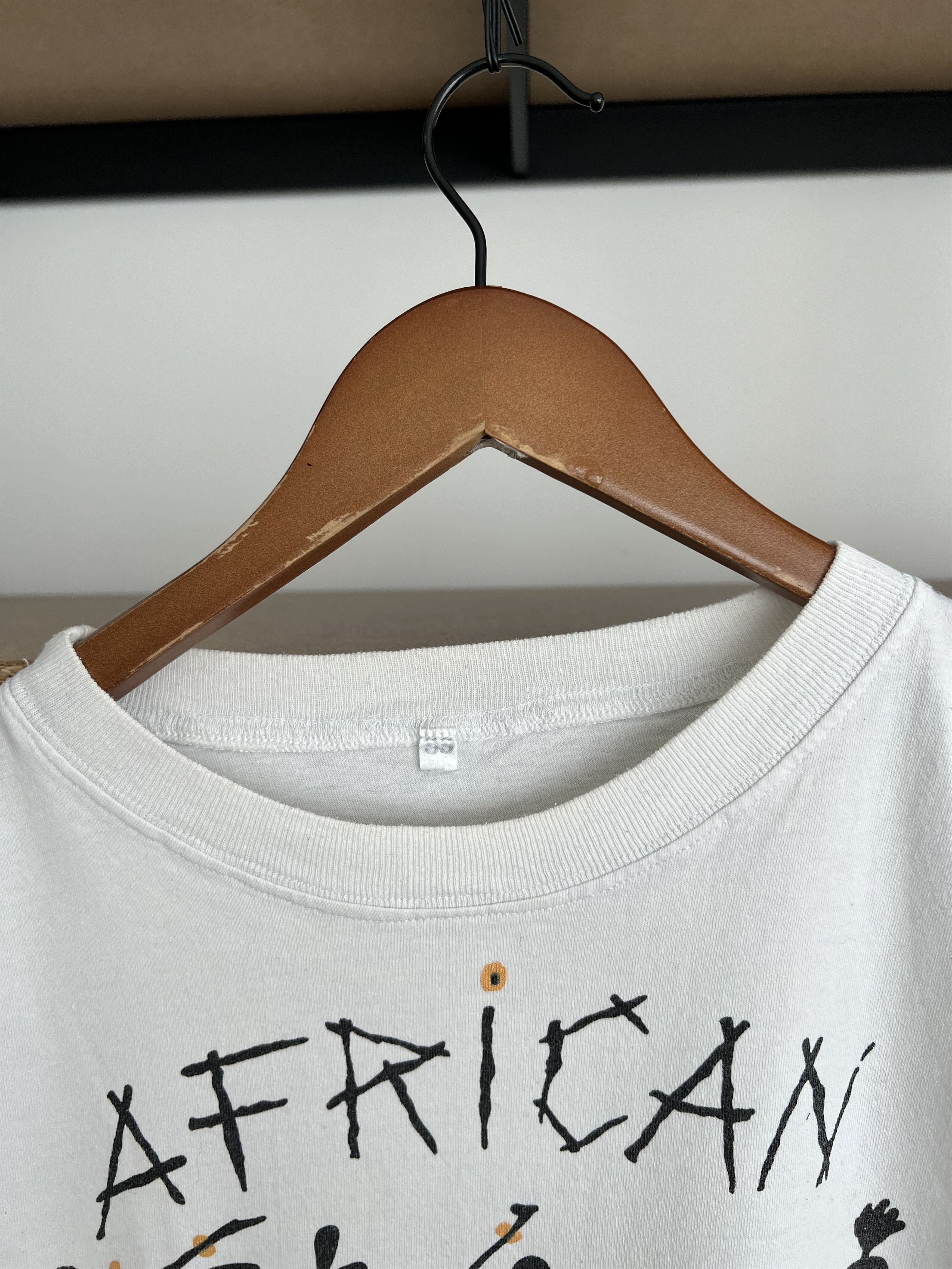 Arts & Science Vintage African Vibrations Cape Town South Africa Art Tshirt Size US S / EU 44-46 / 1 - 14 Thumbnail