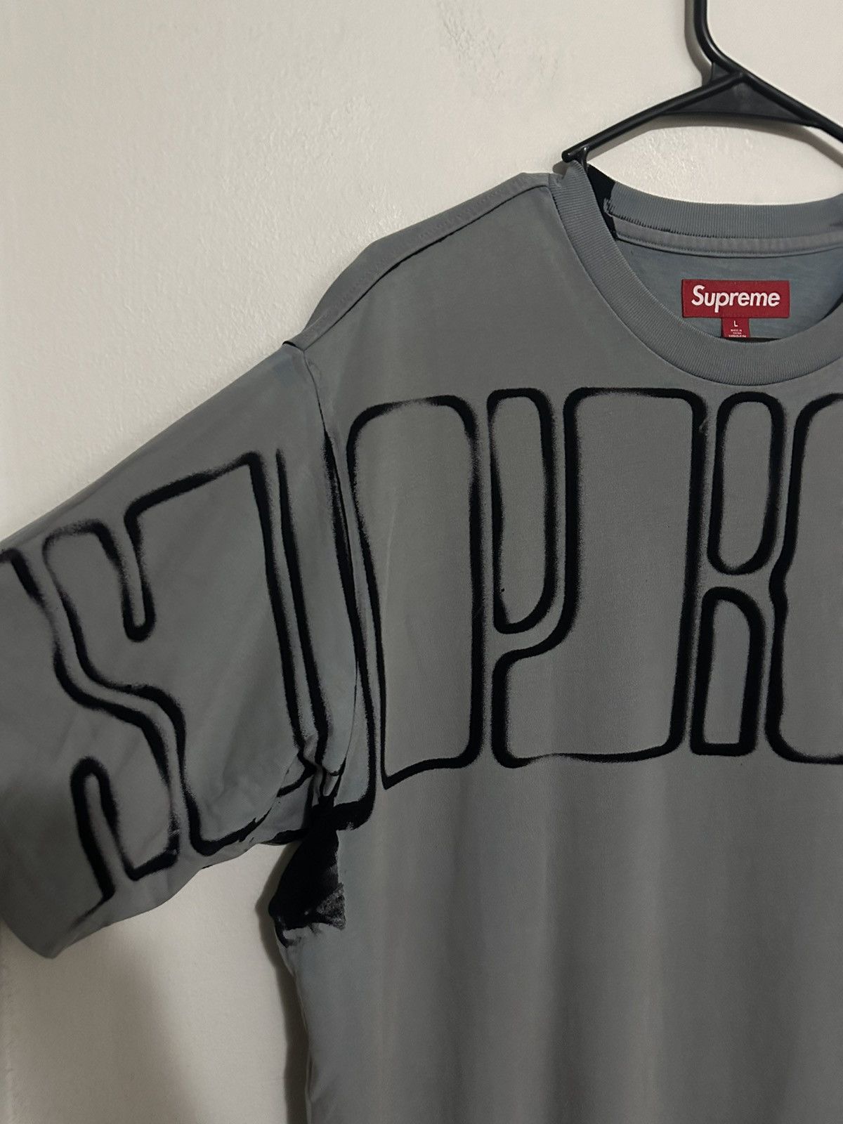 Supreme Supreme Overprint Knockout S/S Top Tee Size US L / EU 52-54 / 3 - 2 Thumbnail