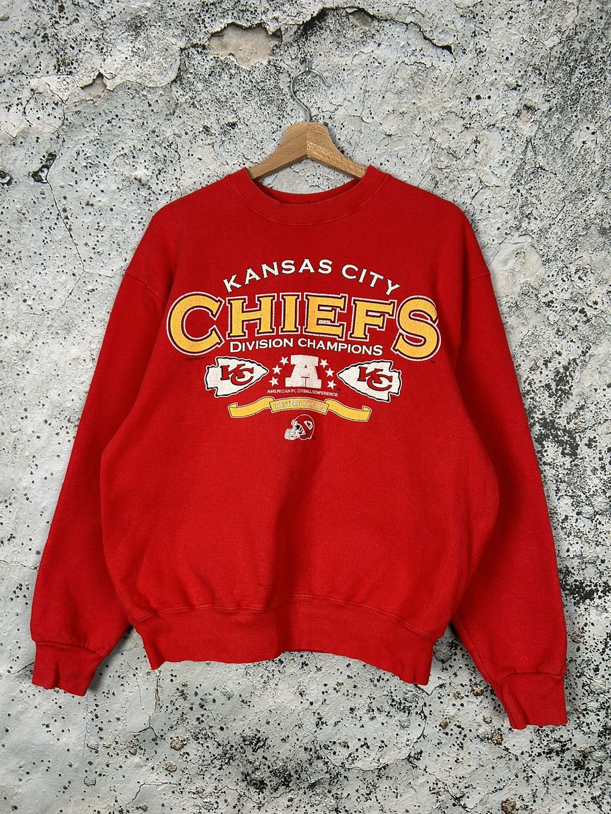 NFL Vintage Kansas City Chiefs 1995 NFL Crewneck 90s Rare Size US M / EU 48-50 / 2 - 1 Thumbnail