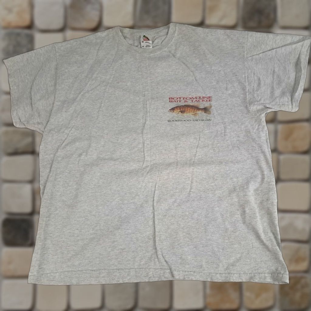 Fruit Of The Loom VINTAGE Fruit of the Loom T-Shirt Rockwood MI 2XL Gray Fish Print Canvas Cotton Crew Neck Short Sleeve Unisex Adults Summer Spring Fall Winter 1980s Size US XXL / EU 58 / 5 - 1 Thumbnail