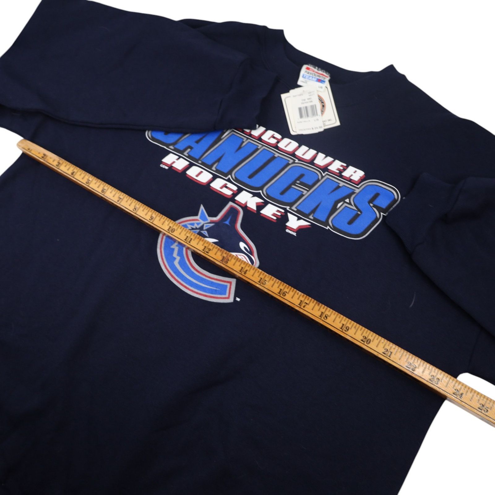 NHL × Vintage VTG NWT Starter Vancouver Canucks Hockey Graphic Sweatshirt Size US L / EU 52-54 / 3 - 8 Thumbnail