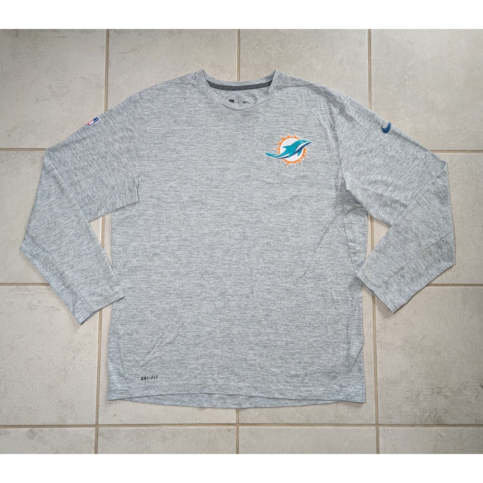 Nike Nike Men's XL Miami Dolphins NFL On-Field Player Issue Shirt Size US XL / EU 56 / 4 - 1 Thumbnail