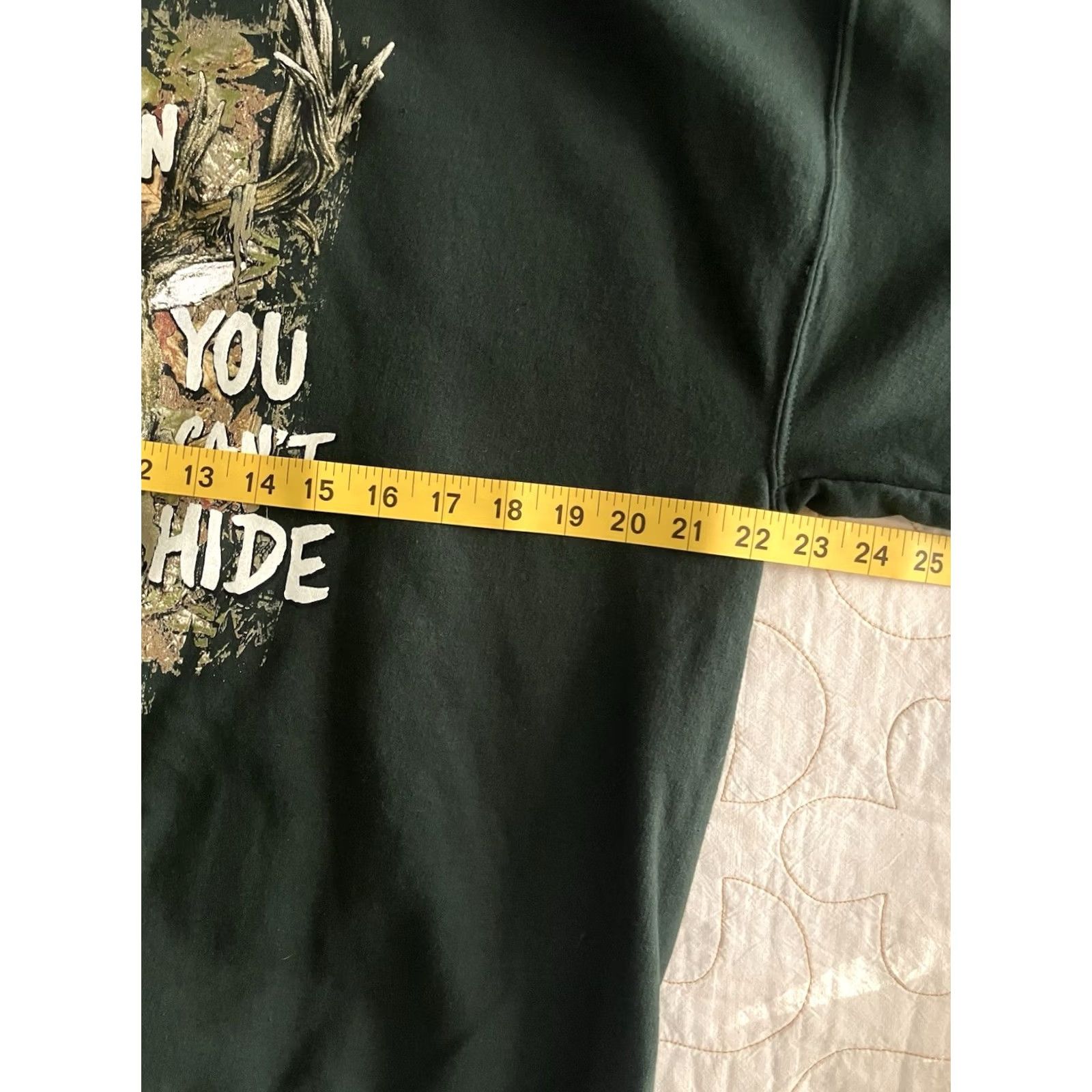 Gildan NATURE Wildlife Deer Graphic Sweatshirt Men’s Large Hunting Shirt Humorous Gildan Green 90s Animals Outdoors Moose Head Vintage Logo Sweatshirt Mens Size US L / EU 52-54 / 3 - 3 Thumbnail