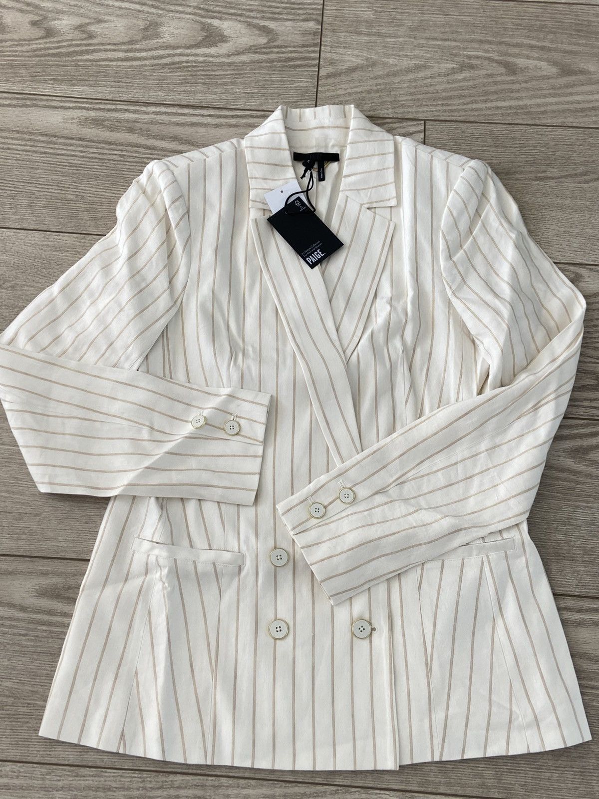 Paige Paige women’s off white blazer. Size: 6. New with tags. Size S / US 4 / IT 40 - 6 Thumbnail