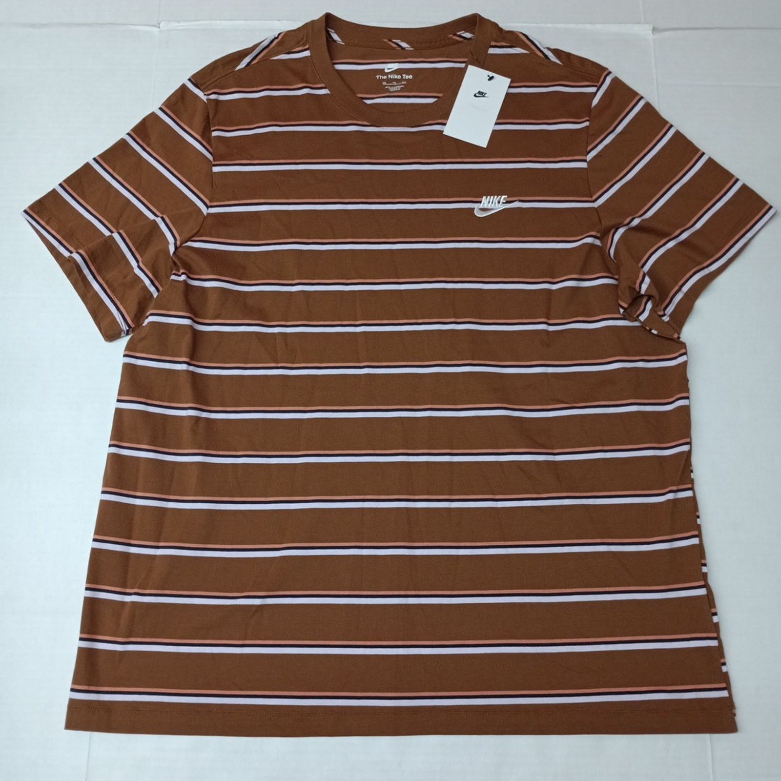 Nike Nike Sportswear Club Striped Logo T-Shirt Men's 2XL Brown Size US XXL / EU 58 / 5 - 1 Thumbnail