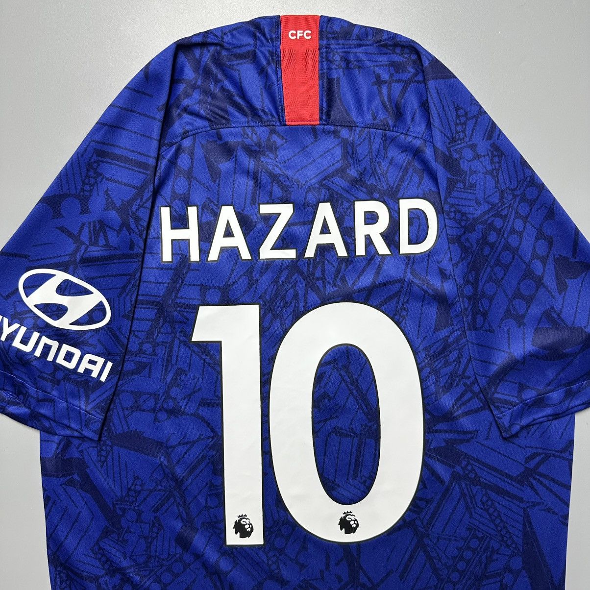 Nike CHELSEA NIKE 2019/2020 FOOTBALL HOME JERSEY #10 HAZARD Size US M / EU 48-50 / 2 - 9 Thumbnail