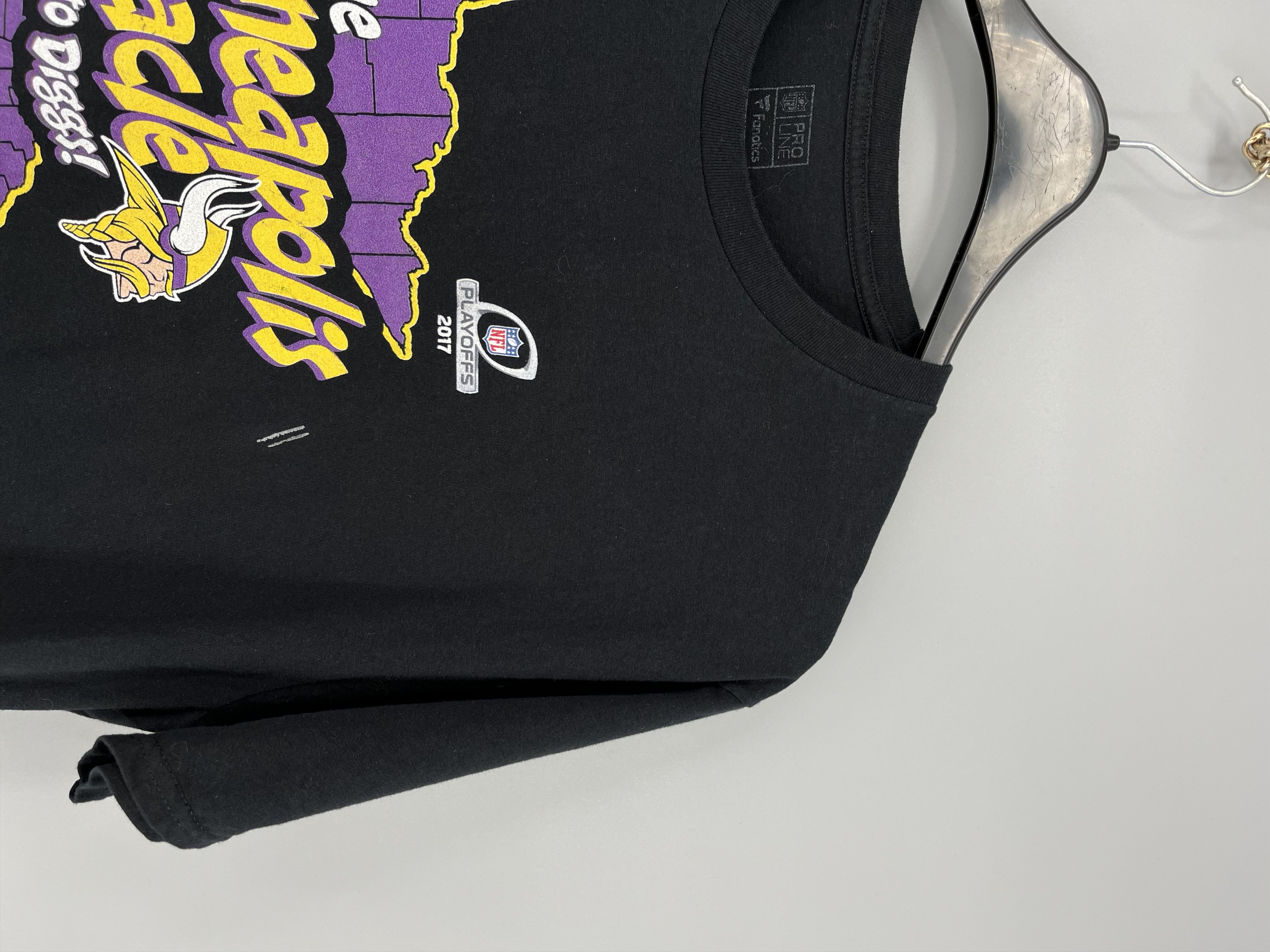 NFL NHL Minneapolis T-Shirt 2017 Size US L / EU 52-54 / 3 - 8 Thumbnail