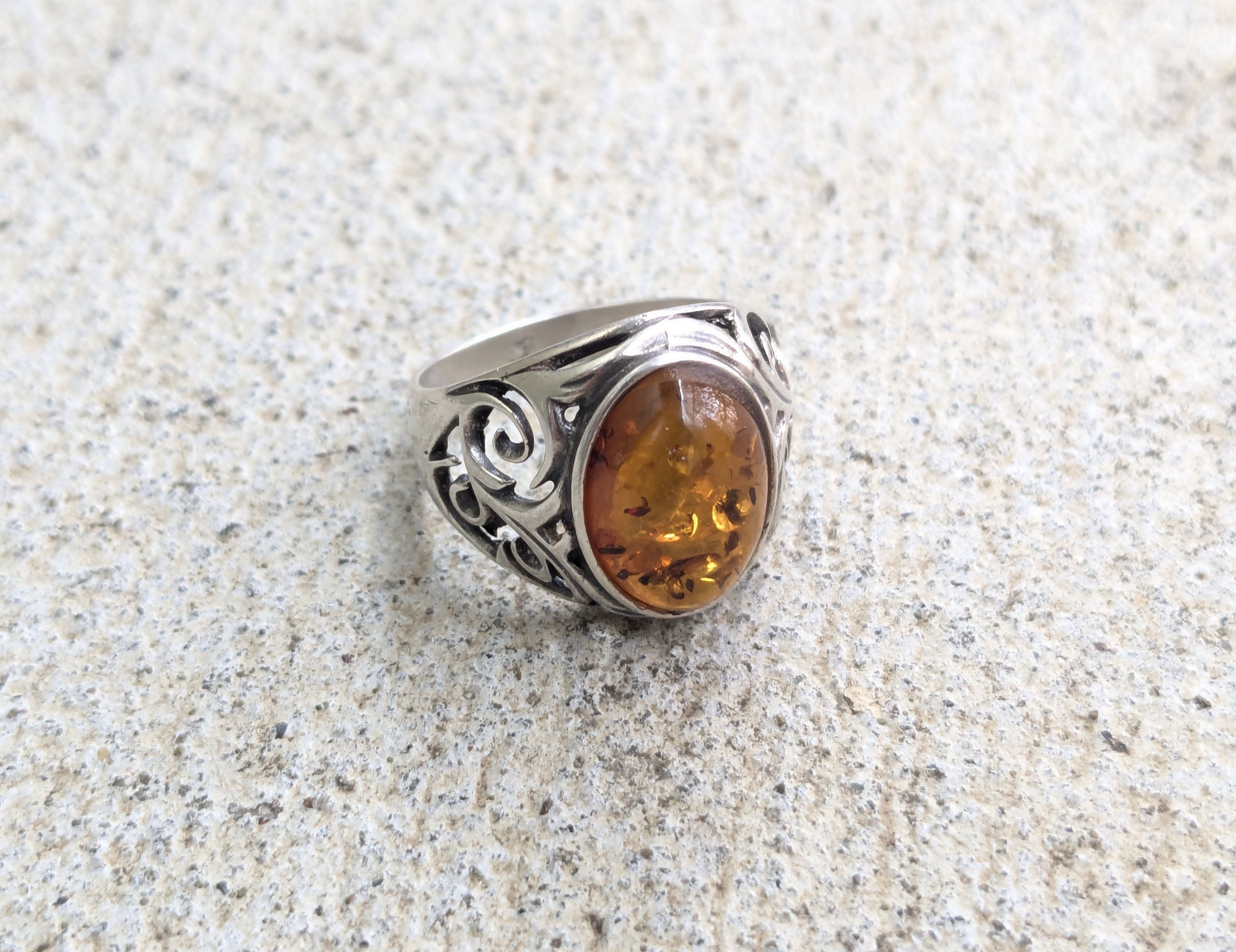 Jewelry × Sterling Silver Vintage Sterling Silver Ring Amber 8.75 Minimalist Oval Size ONE SIZE - 1 Thumbnail