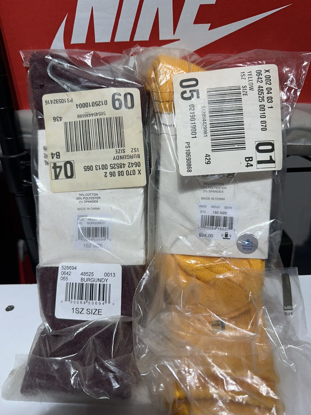 Essentials FOG Essentials Socks Fear of God Burgundy Yellow Size ONE SIZE - 2 Thumbnail
