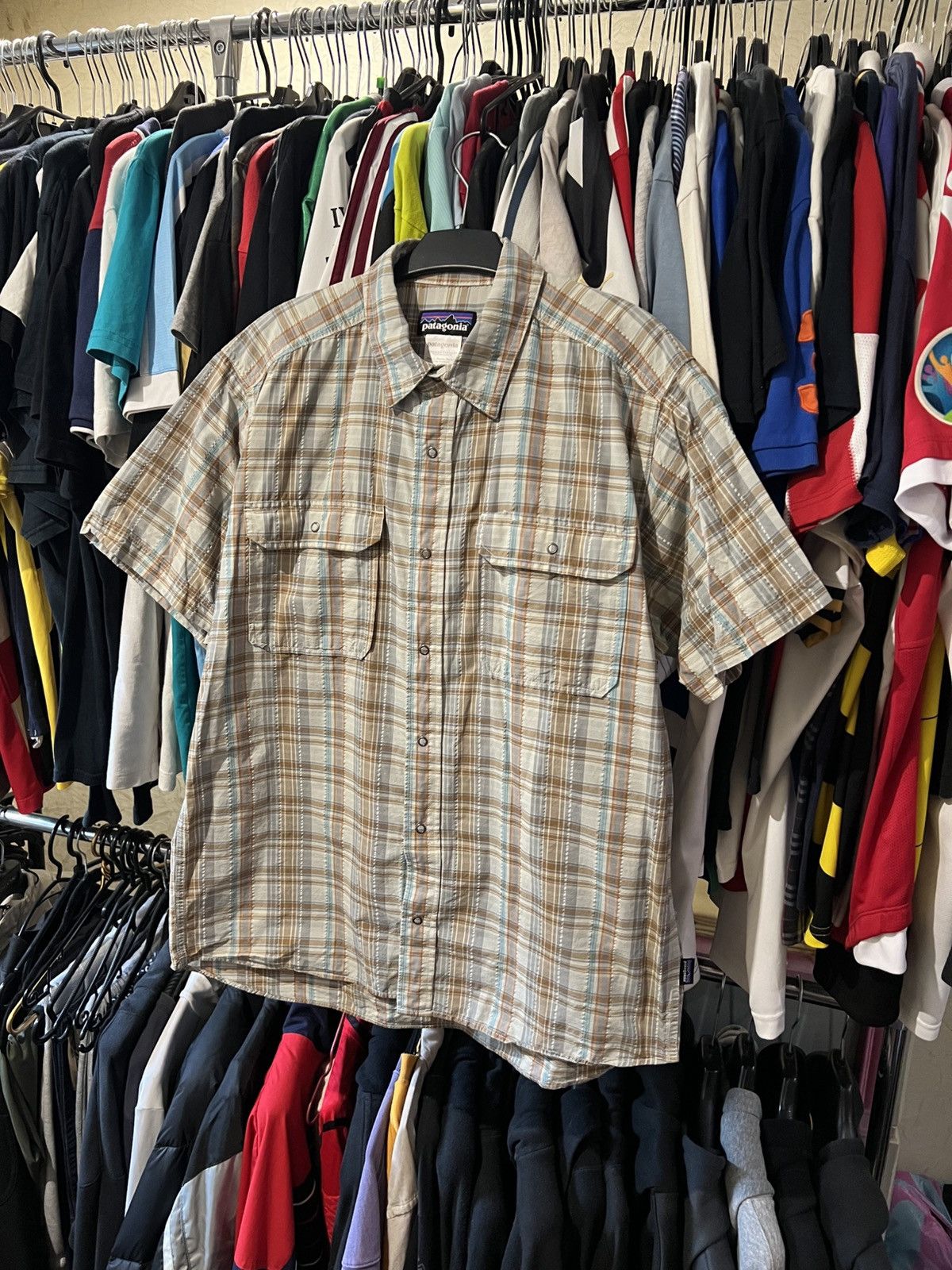 Patagonia VINTAGE PATAGONIA BEIGE BUTTON UP SHIRT BRUSHPOPPER STYLE Size US L / EU 52-54 / 3 - 1 Thumbnail
