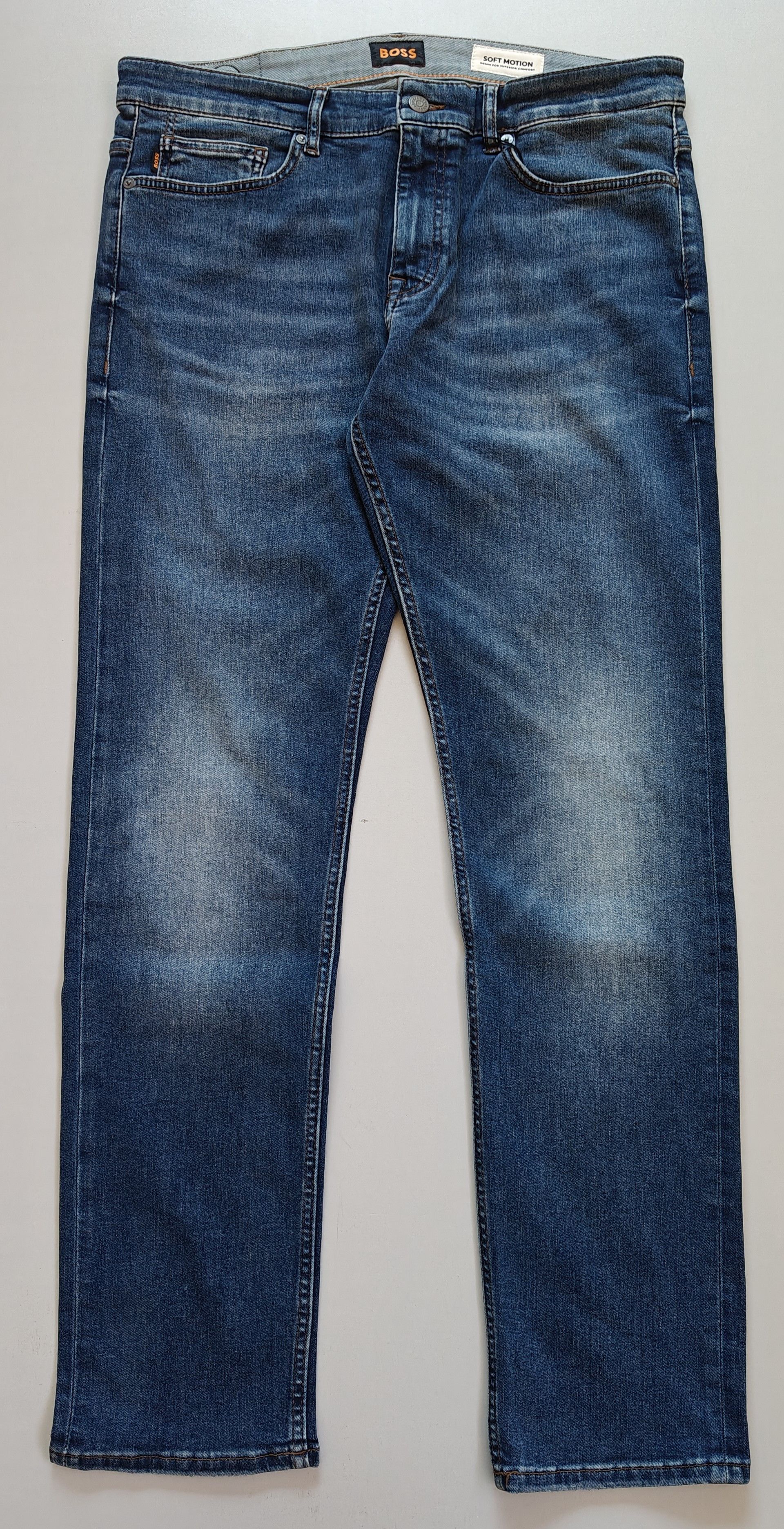 Hugo Boss HUGO BOSS DELAWARE Slim fit men's Jeans Free Shipping T/6123 Size US 34 / EU 50 - 2 Thumbnail