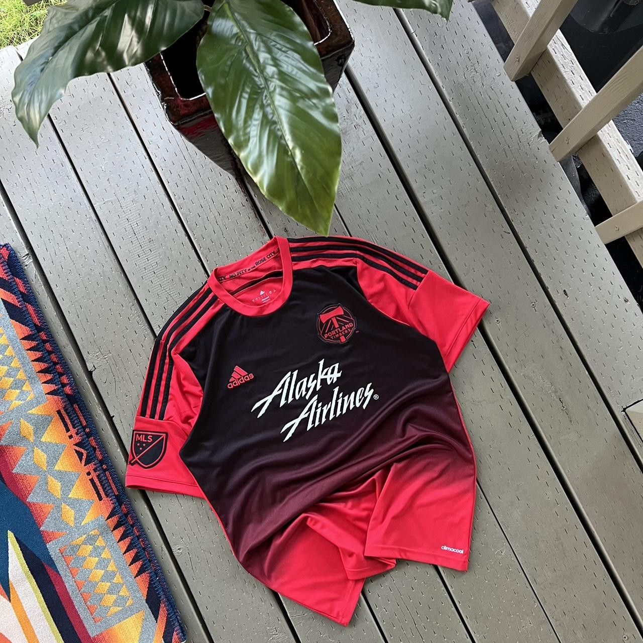 Adidas Portland Timbers jersey Size US L / EU 52-54 / 3 - 4 Thumbnail