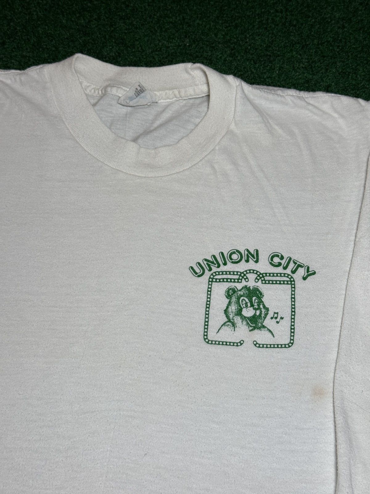 Vintage Vintage 80s Union City Five Nights At Freddys Long T Shirt Size US M / EU 48-50 / 2 - 2 Thumbnail