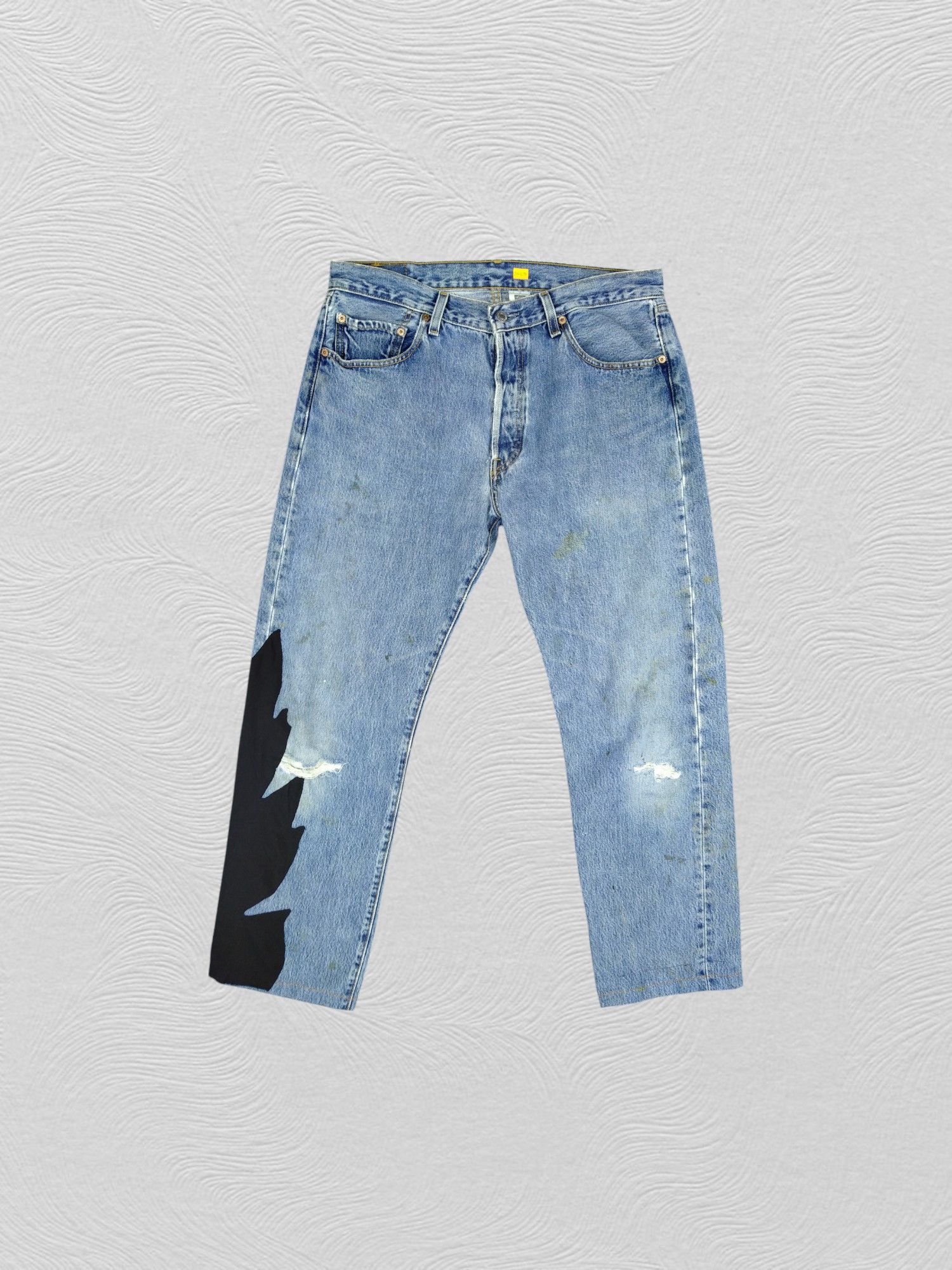 Japanese Brand 90s Light Wash Vintage Levi's 501xx Denim 34 x 29.5 -JN675 Size US 34 / EU 50 - 1 Thumbnail